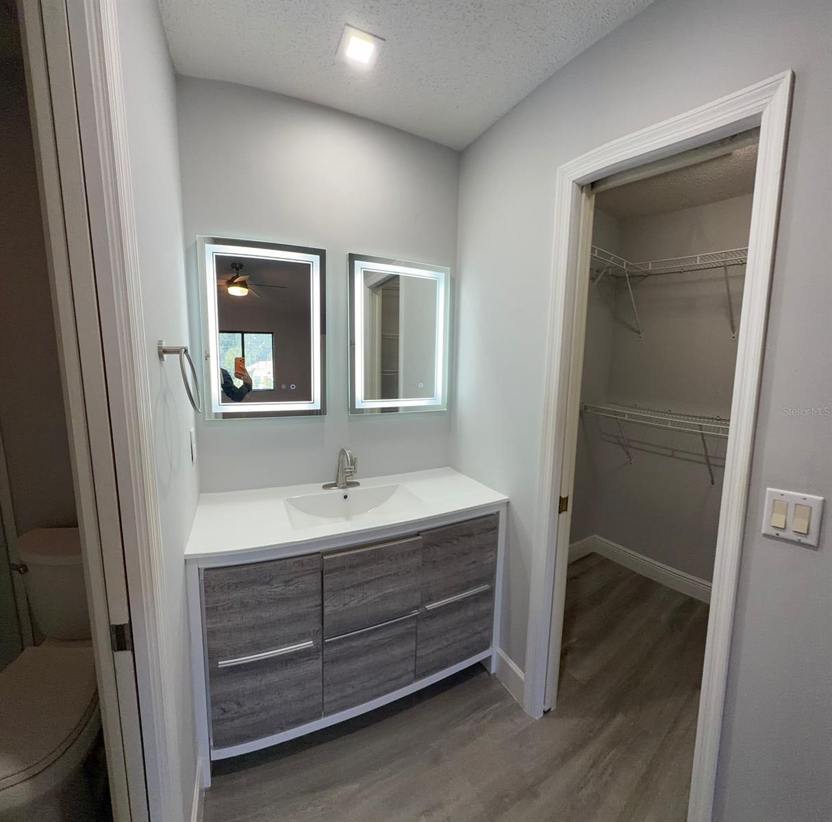 609 GALLERY DR #B204, WINTER PARK, FL, 32792