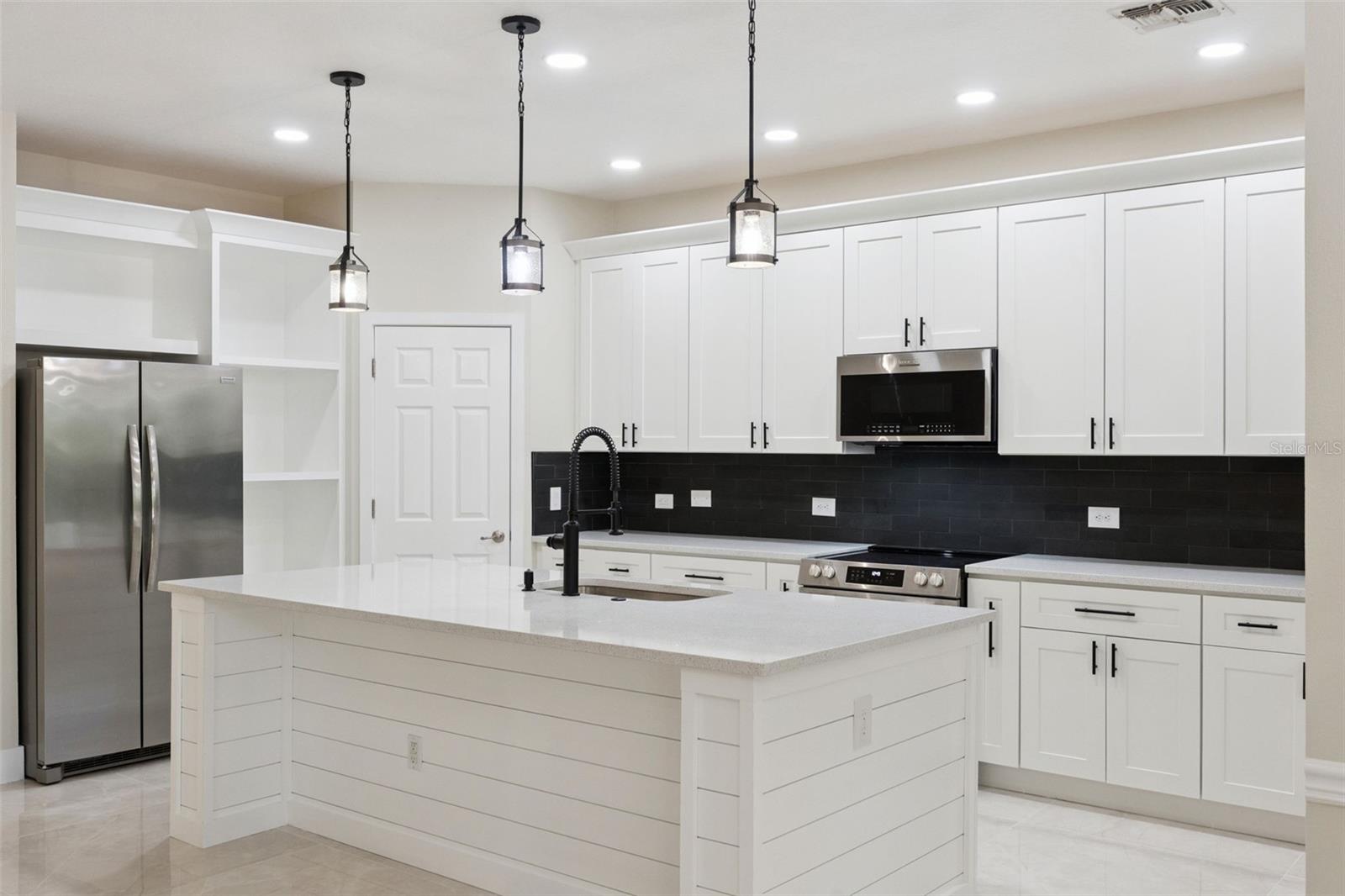 6615 HELMSLEY CIR, WINDERMERE, FL, 34786