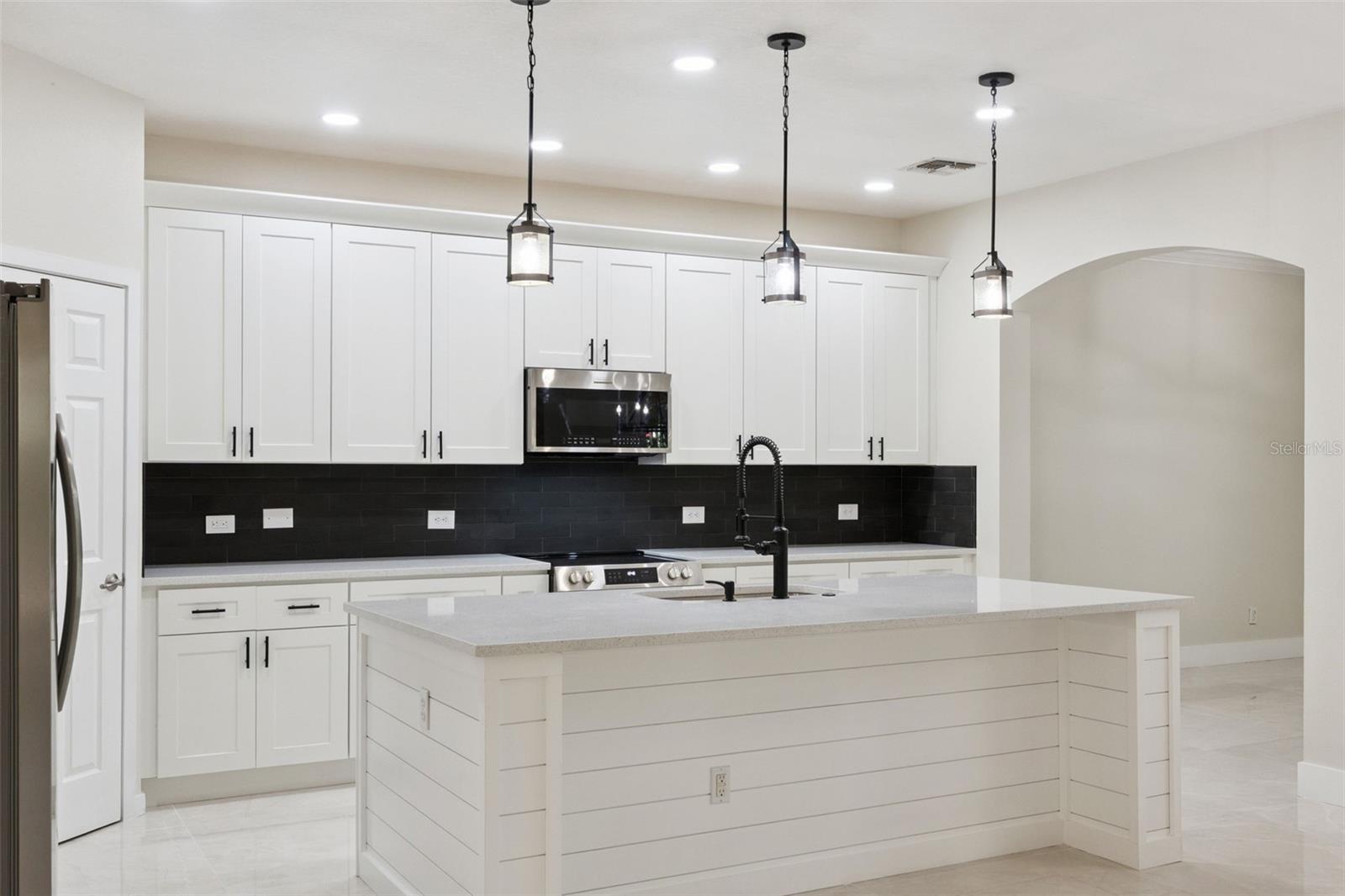 6615 HELMSLEY CIR, WINDERMERE, FL, 34786