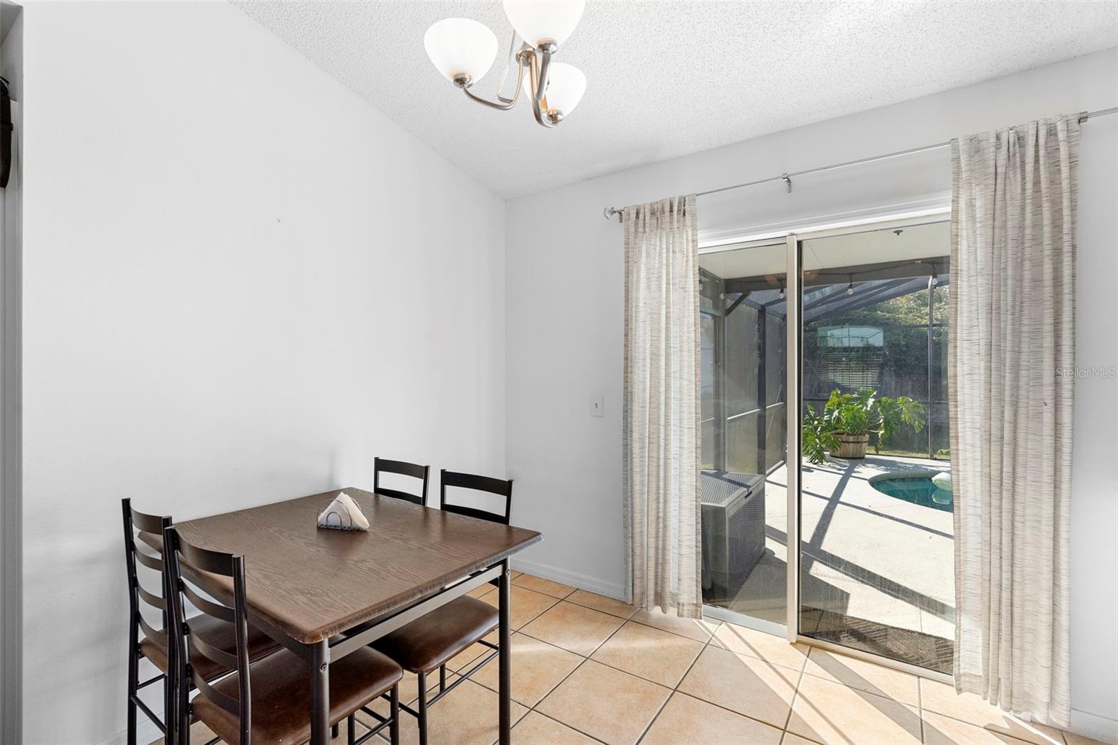 2482 E TIPTON DR, DELTONA, FL, 32738