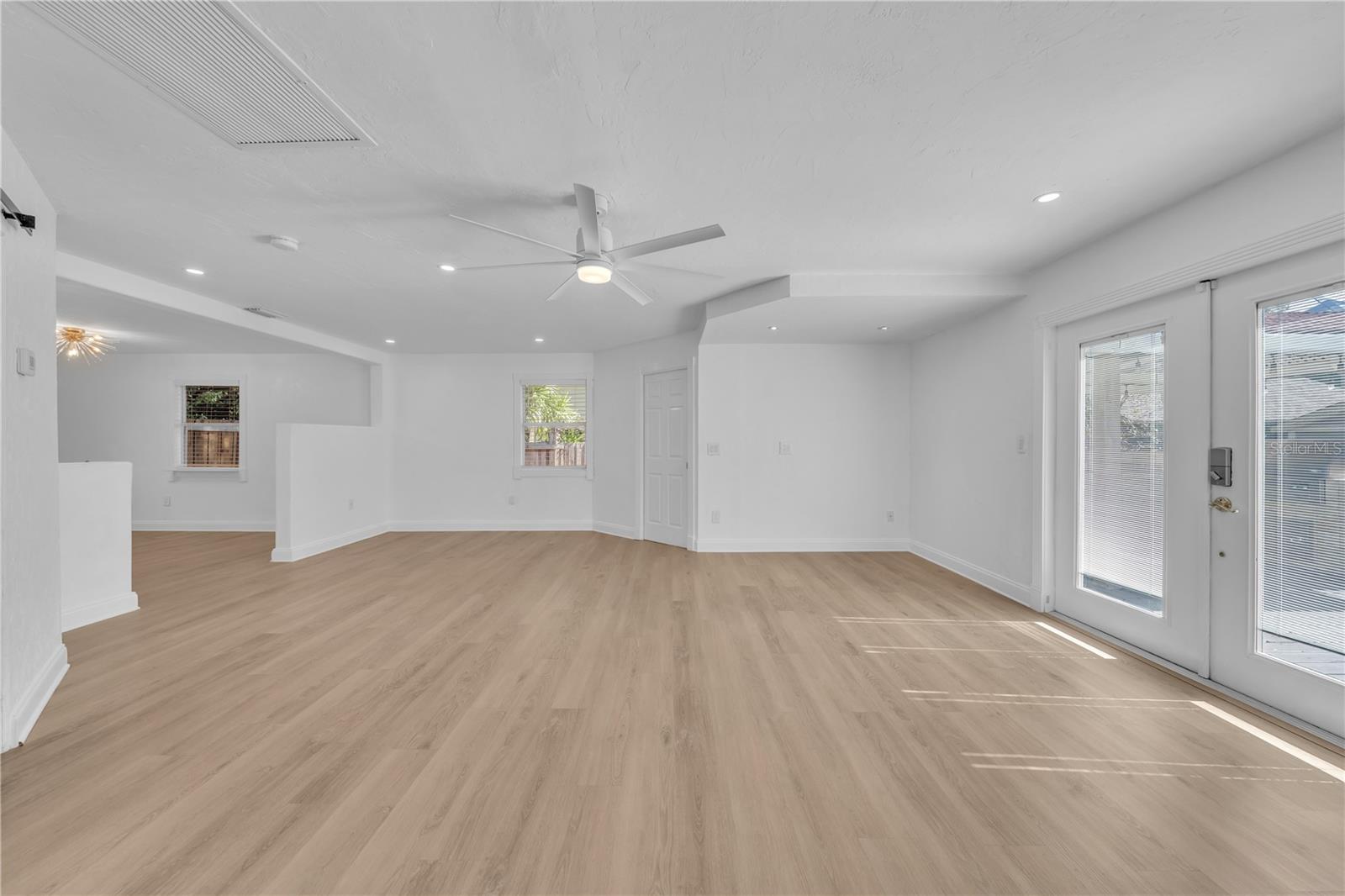 314 W FRANCES AVE, TAMPA, FL, 33602