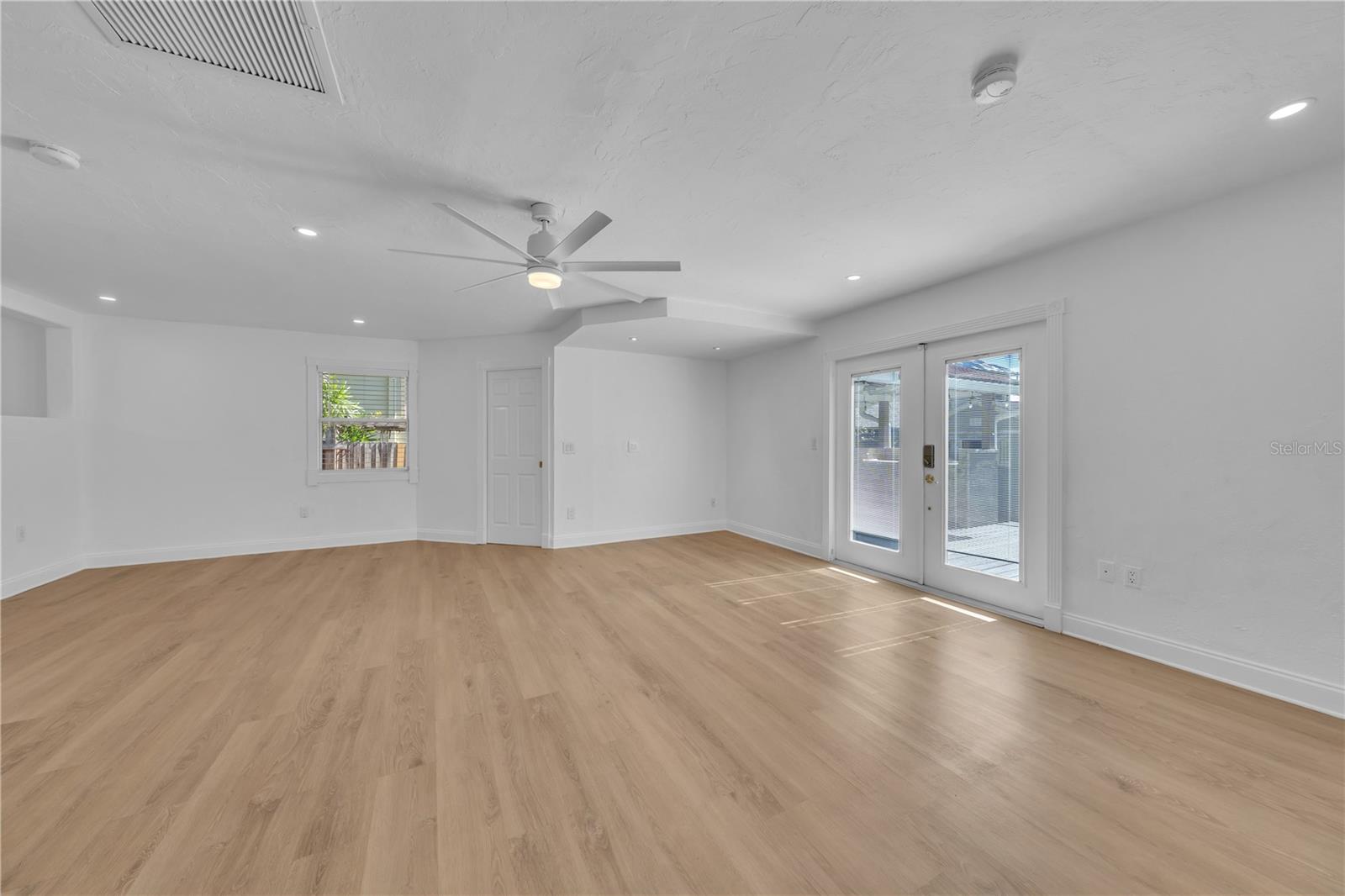 314 W FRANCES AVE, TAMPA, FL, 33602