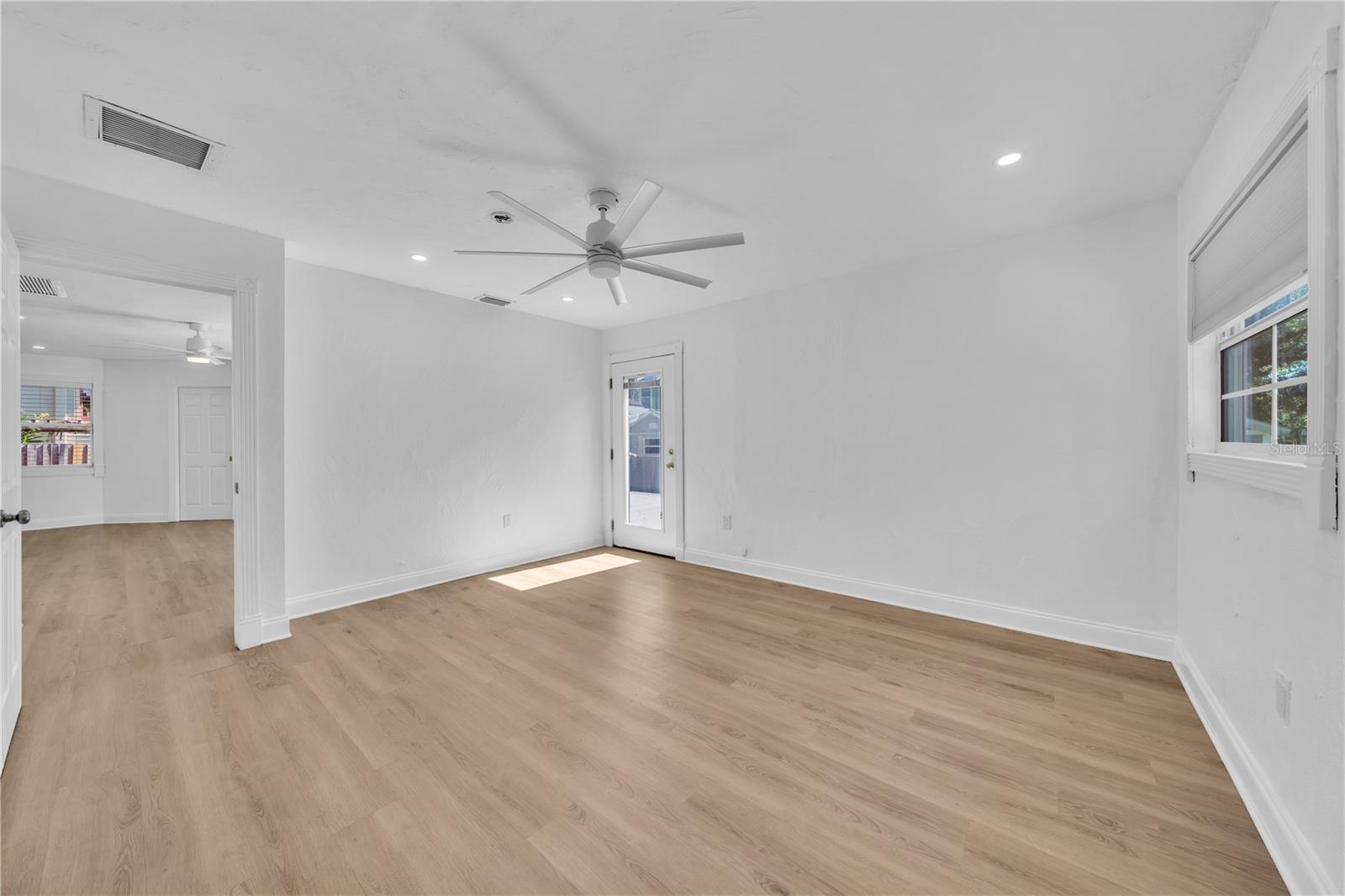 314 W FRANCES AVE, TAMPA, FL, 33602