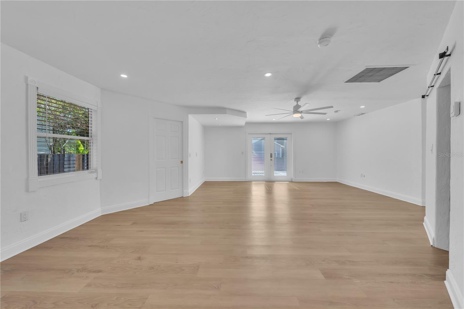 314 W FRANCES AVE, TAMPA, FL, 33602