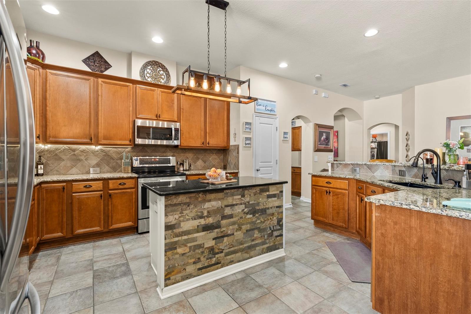 21417 CYPRESS TREE CT, LAND O LAKES, FL, 34637