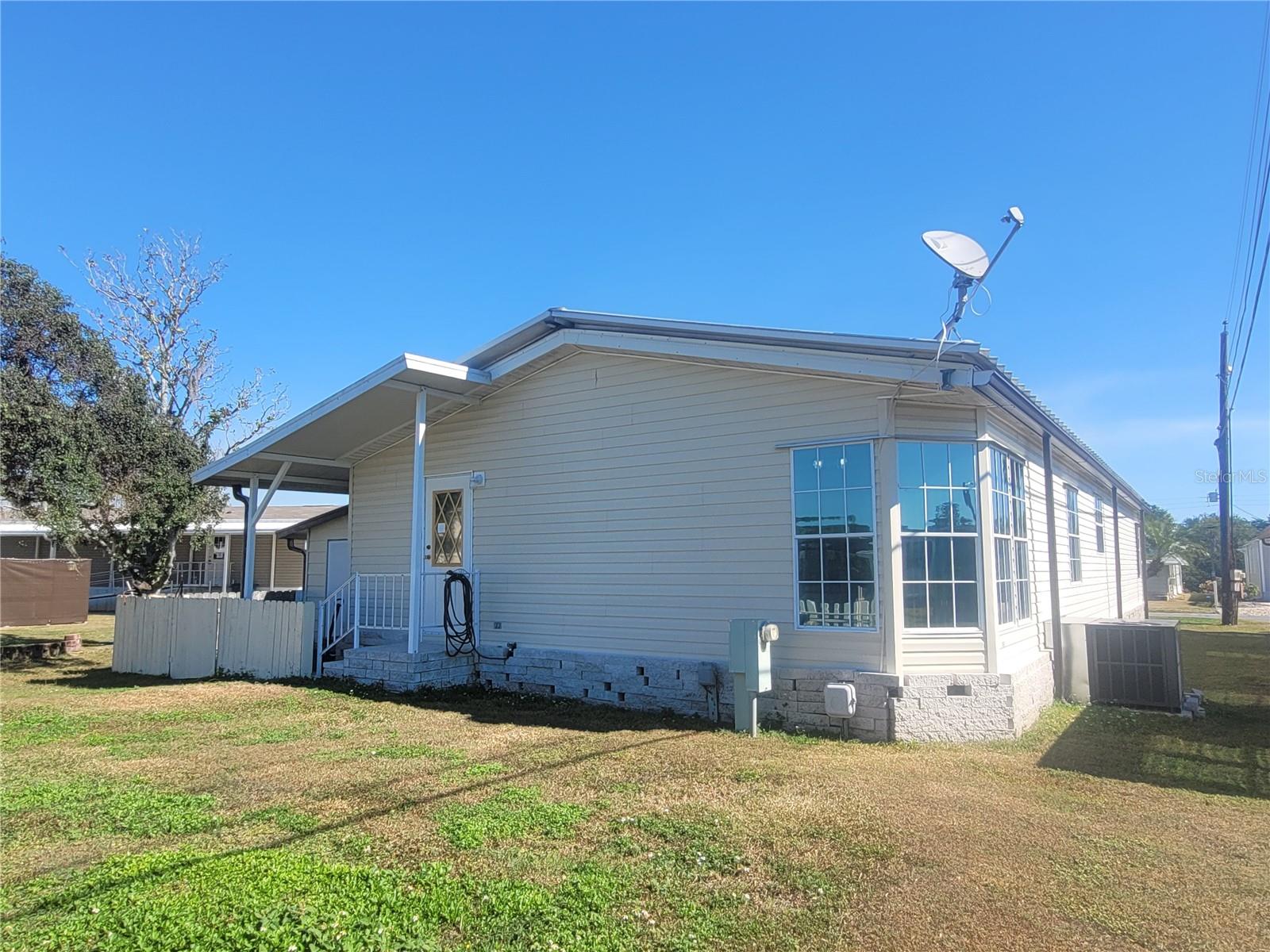 1537 BLUE LAKE DR, LAKELAND, FL, 33801