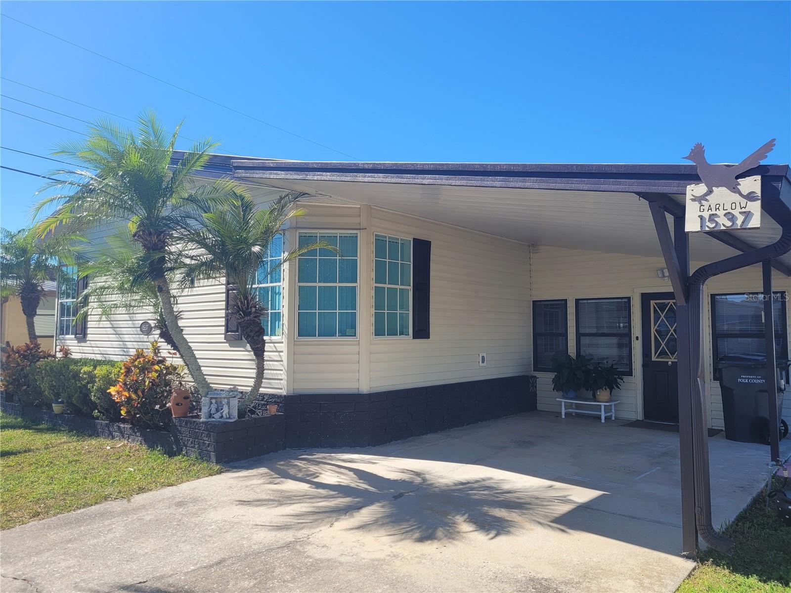 1537 BLUE LAKE DR, LAKELAND, FL, 33801