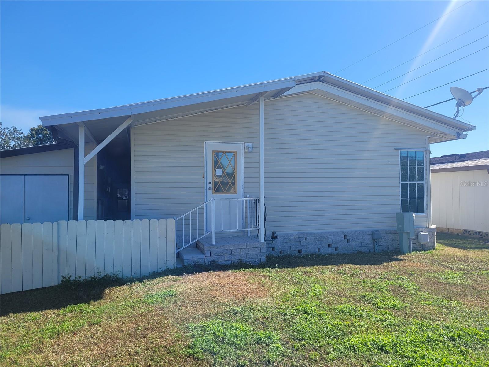 1537 BLUE LAKE DR, LAKELAND, FL, 33801