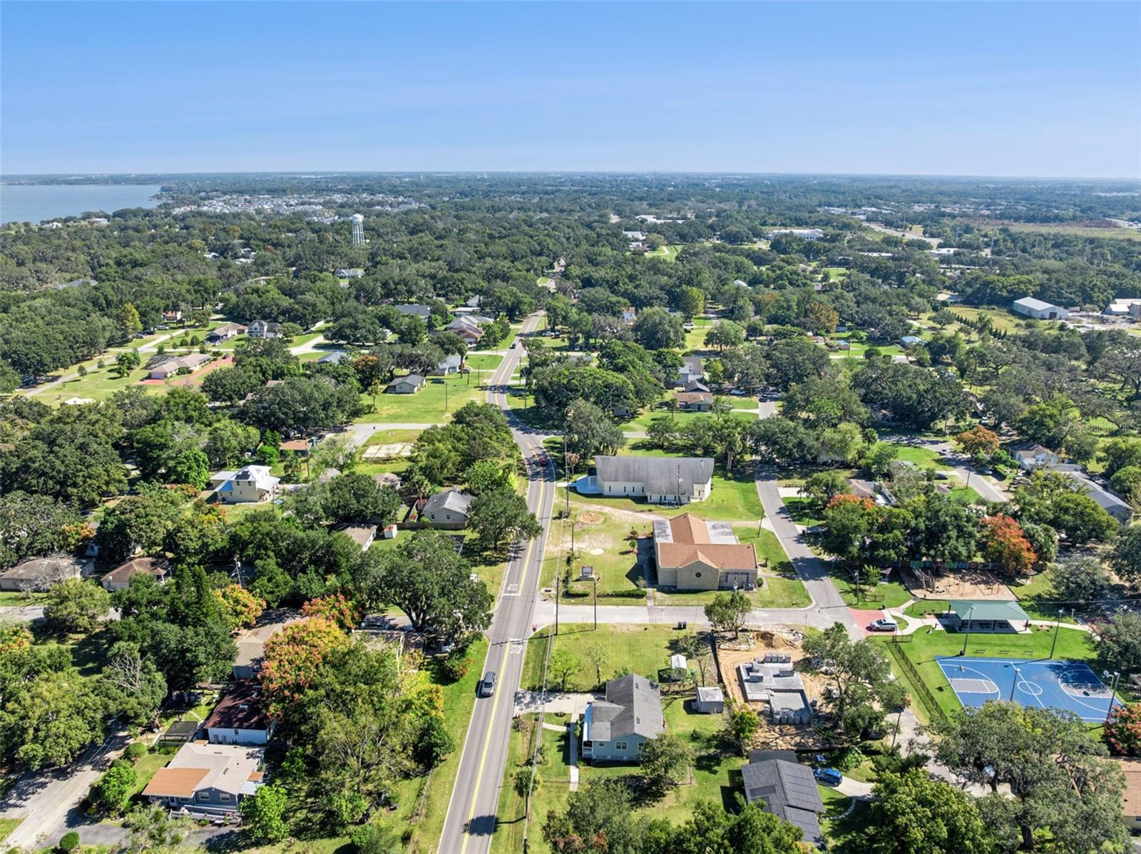 507 W OAKLAND AVE, OAKLAND, FL, 34760