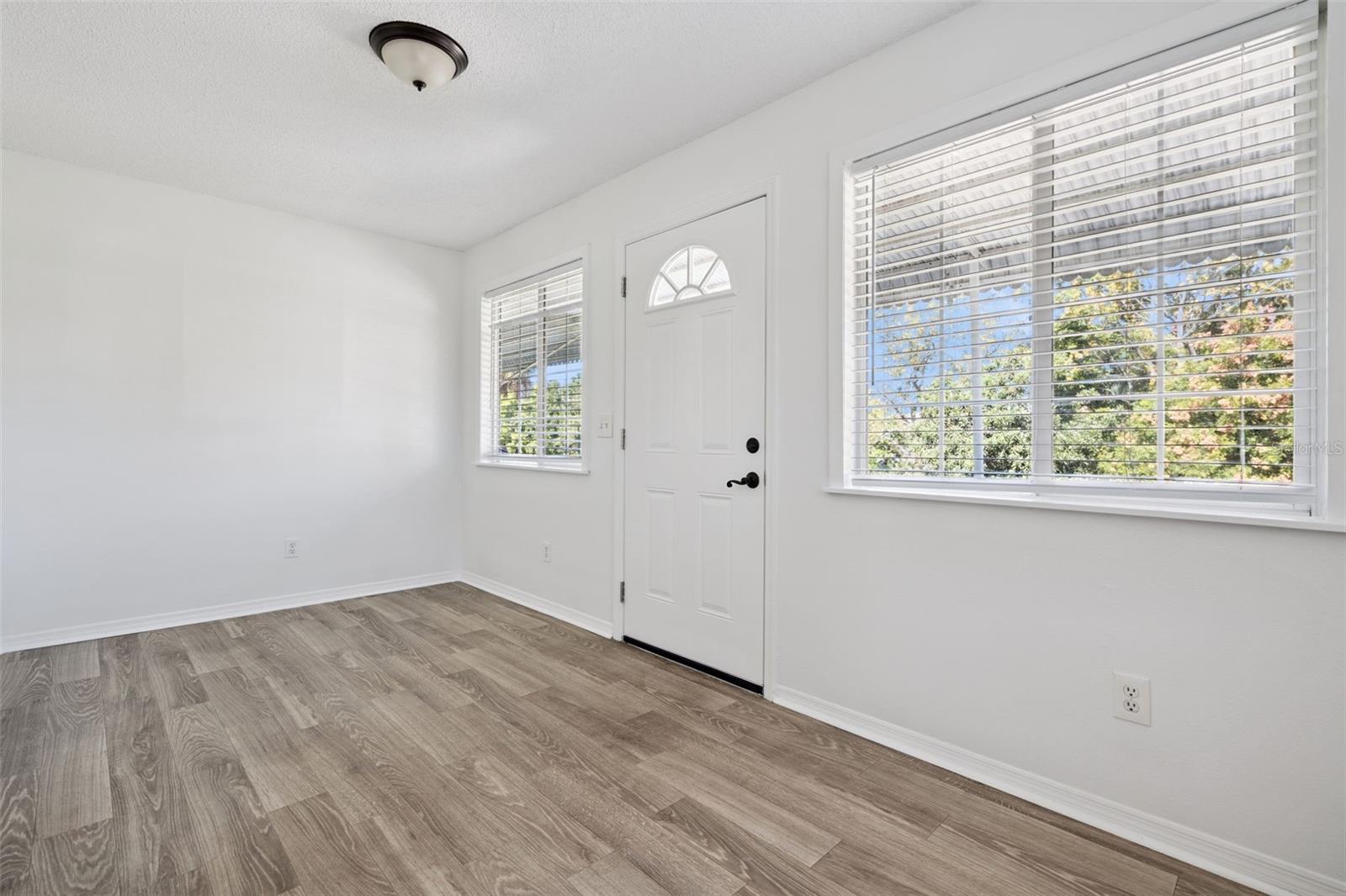 507 W OAKLAND AVE, OAKLAND, FL, 34760