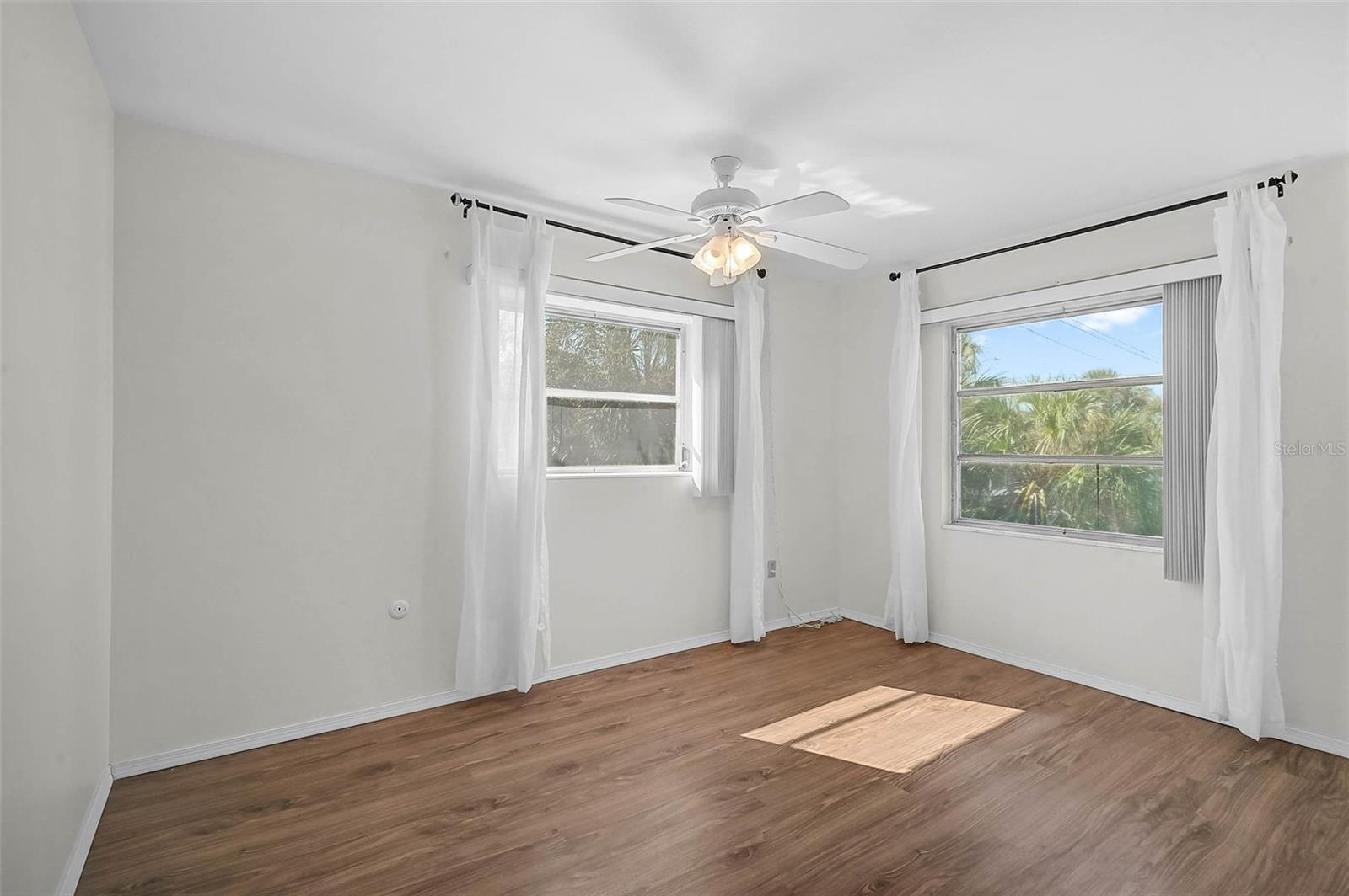 A4670807 Property Photo