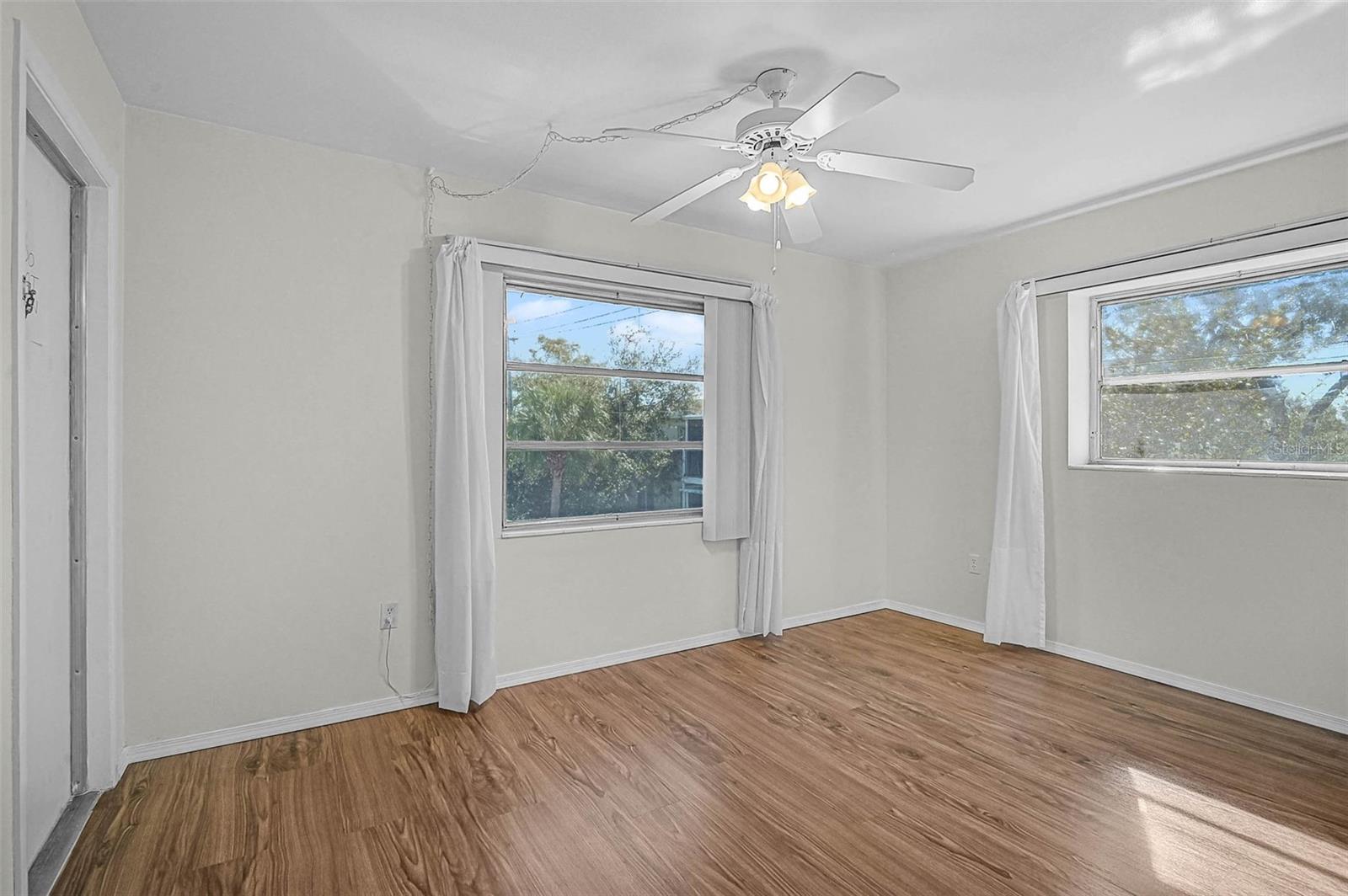 A4670807 Property Photo