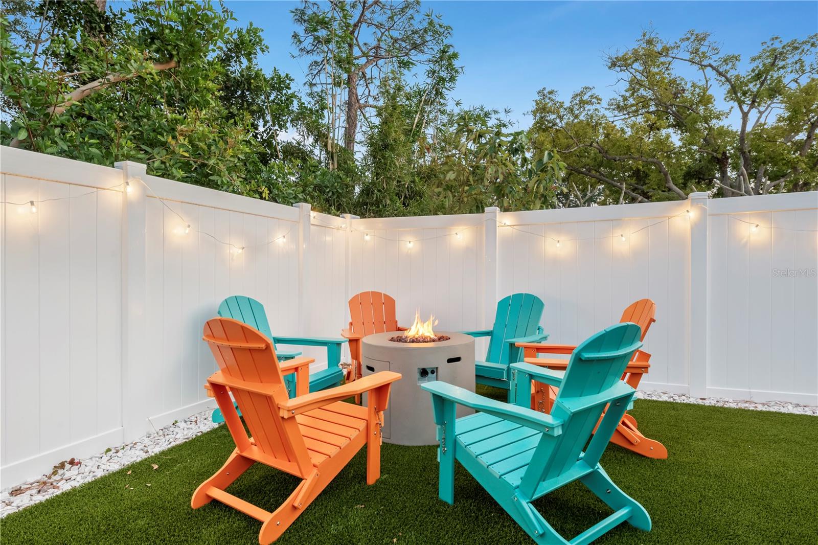 8693 PINETREE DR E, SEMINOLE, FL, 33772