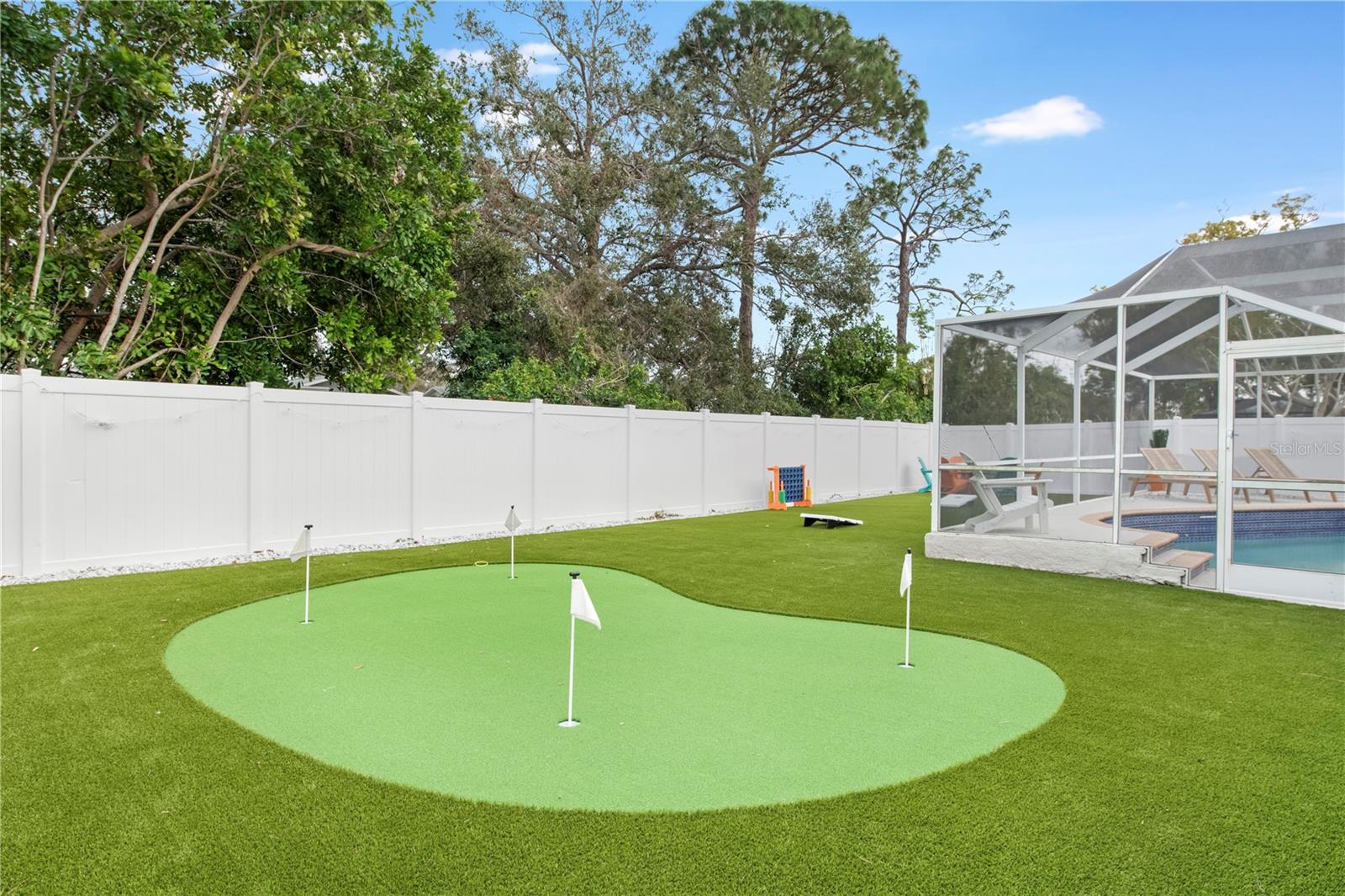 8693 PINETREE DR E, SEMINOLE, FL, 33772