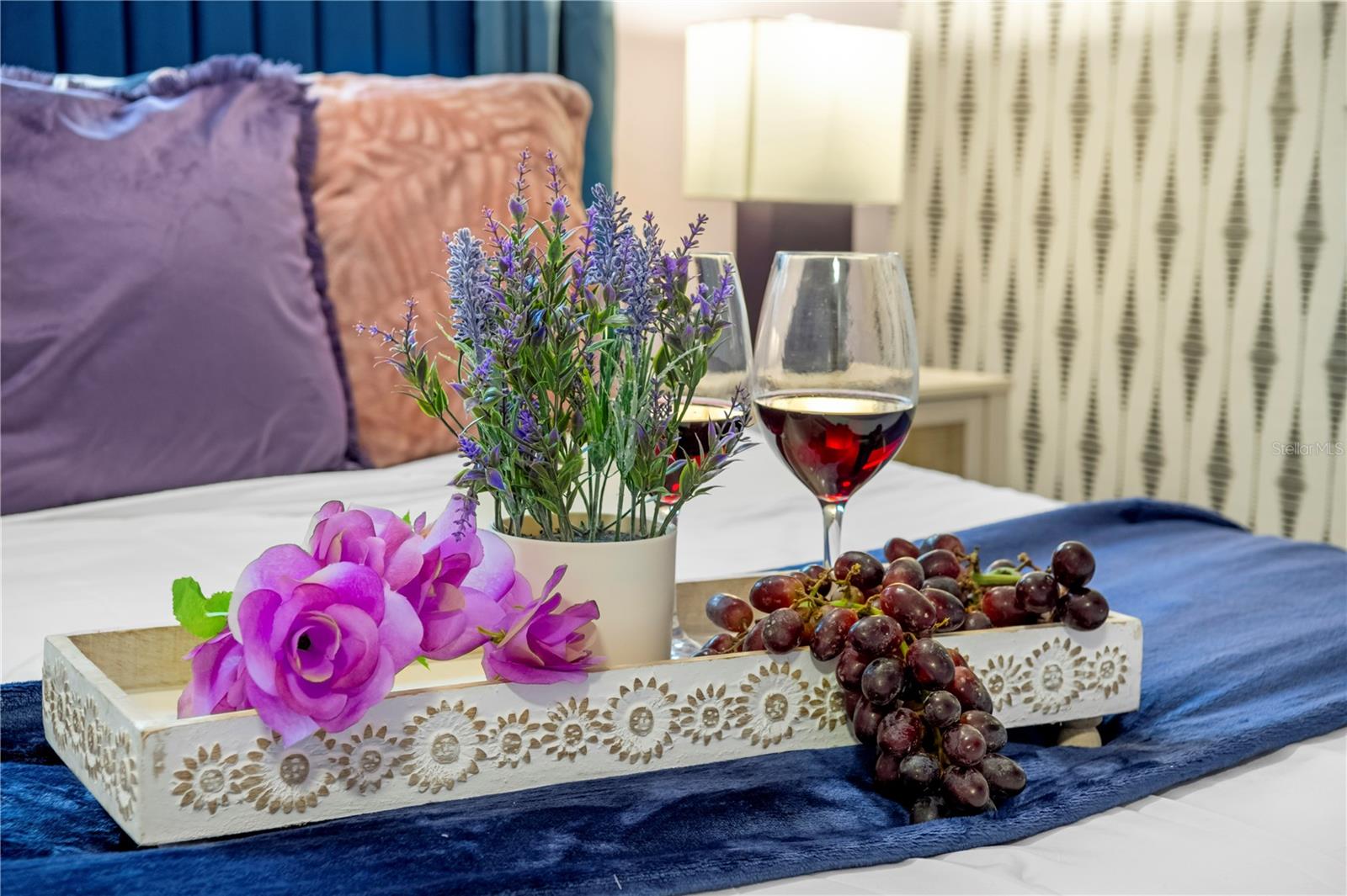 8693 PINETREE DR E, SEMINOLE, FL, 33772