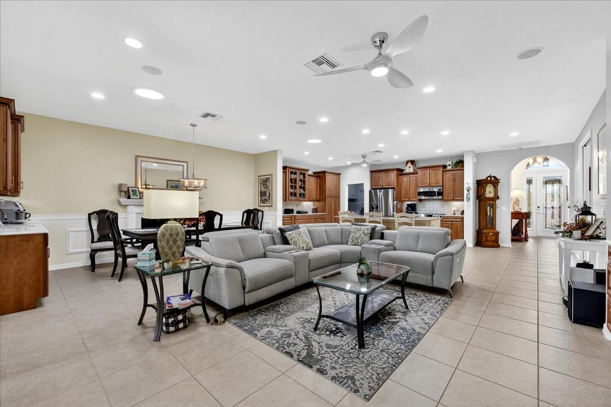 360 MOTORCOACH DR S, POLK CITY, FL, 33868