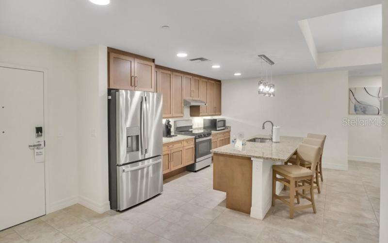 24 AVALON ST #305, CLEARWATER BEACH, FL, 33767