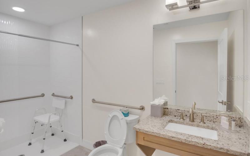 24 AVALON ST #305, CLEARWATER BEACH, FL, 33767