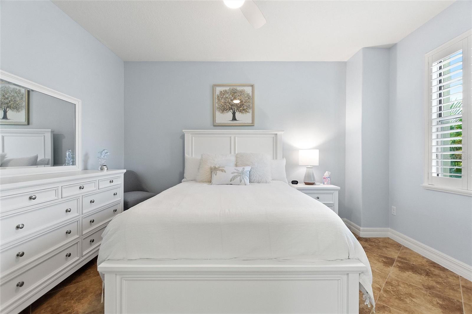 8924 DOVE VALLEY WAY, DAVENPORT, FL, 33896