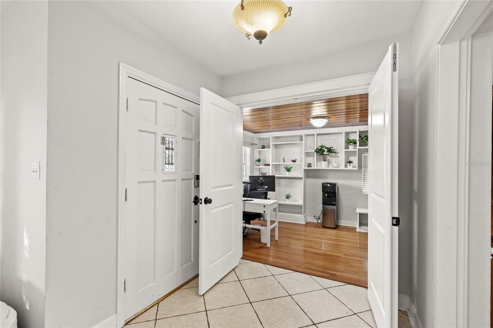 807 SILVER DR, ORLANDO, FL, 32804