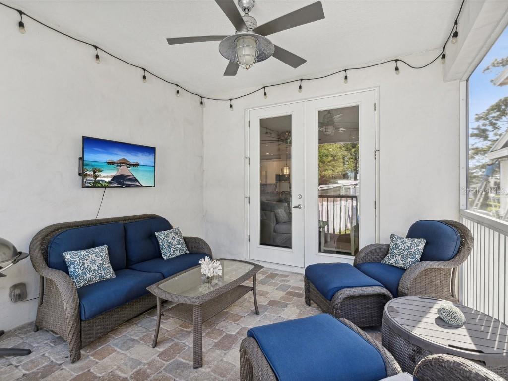 4916 3RD ST N, ST PETERSBURG, FL, 33703