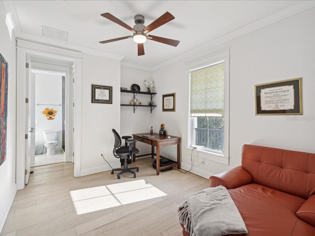 4916 3RD ST N, ST PETERSBURG, FL, 33703