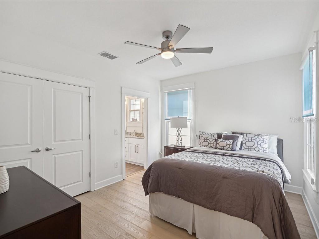 4916 3RD ST N, ST PETERSBURG, FL, 33703