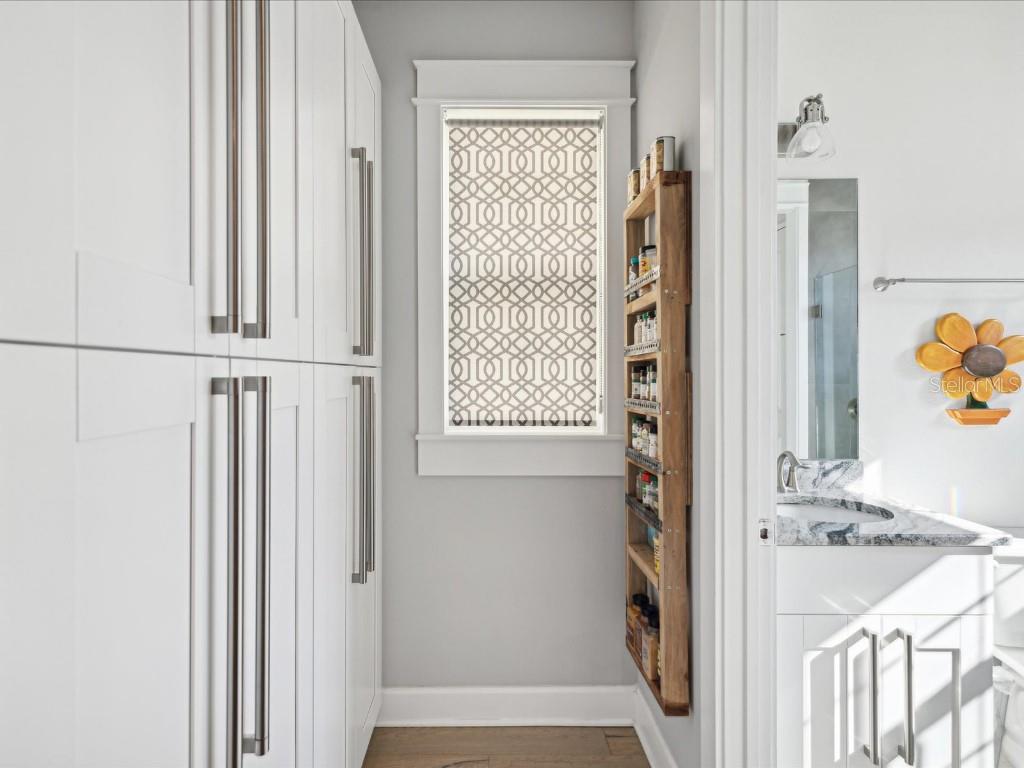 4916 3RD ST N, ST PETERSBURG, FL, 33703