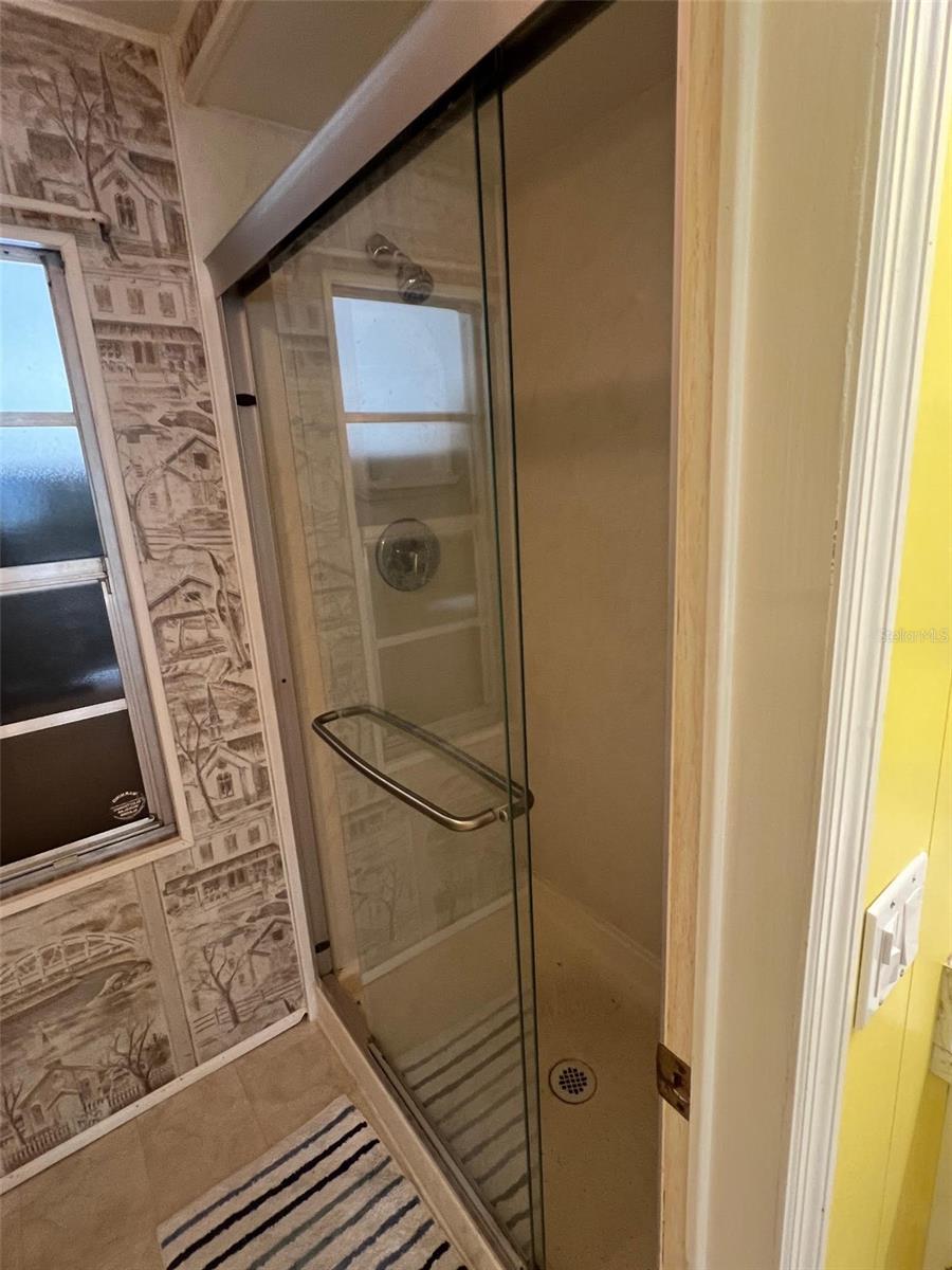 701 SUGAR PALM ST, LARGO, FL, 33778