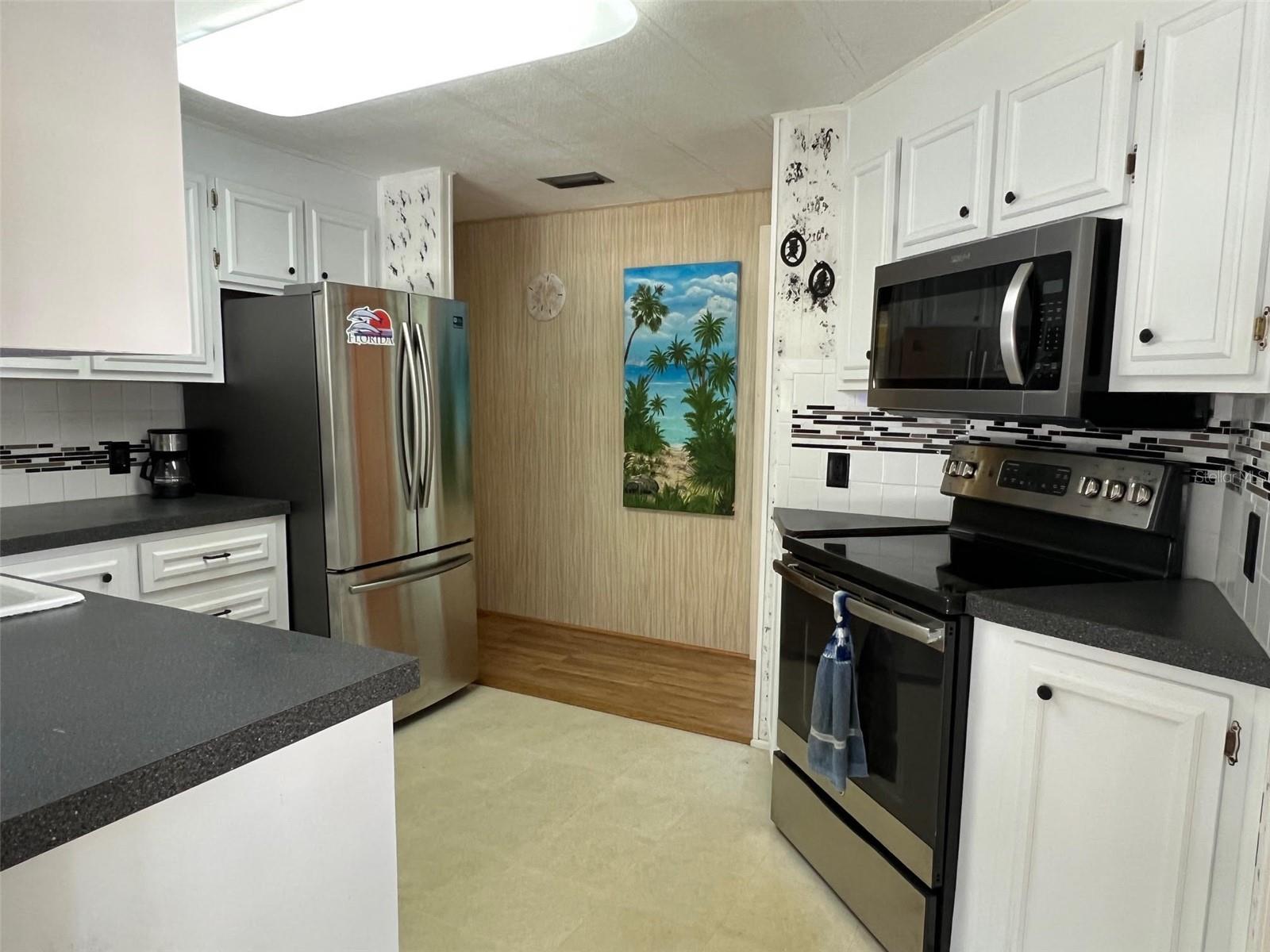 701 SUGAR PALM ST, LARGO, FL, 33778