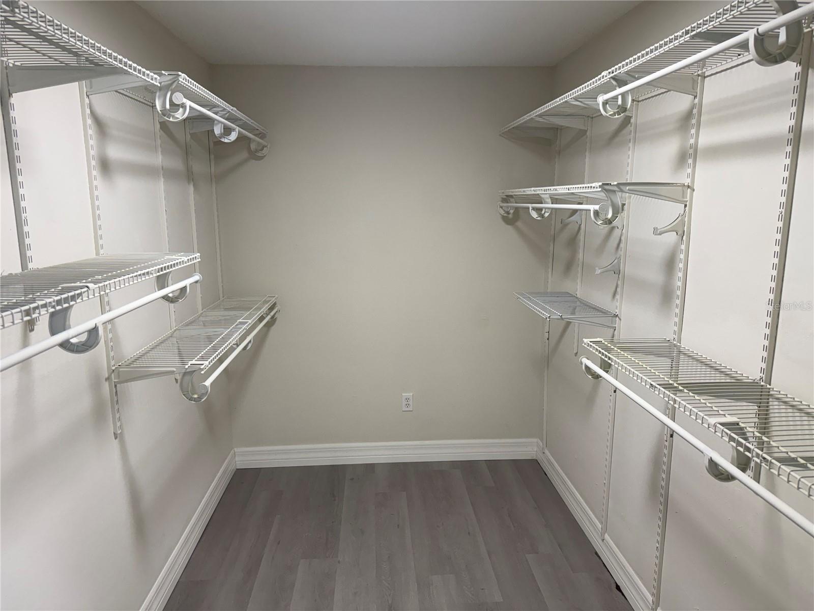 5915 CRYSTAL VIEW DR, ORLANDO, FL, 32819