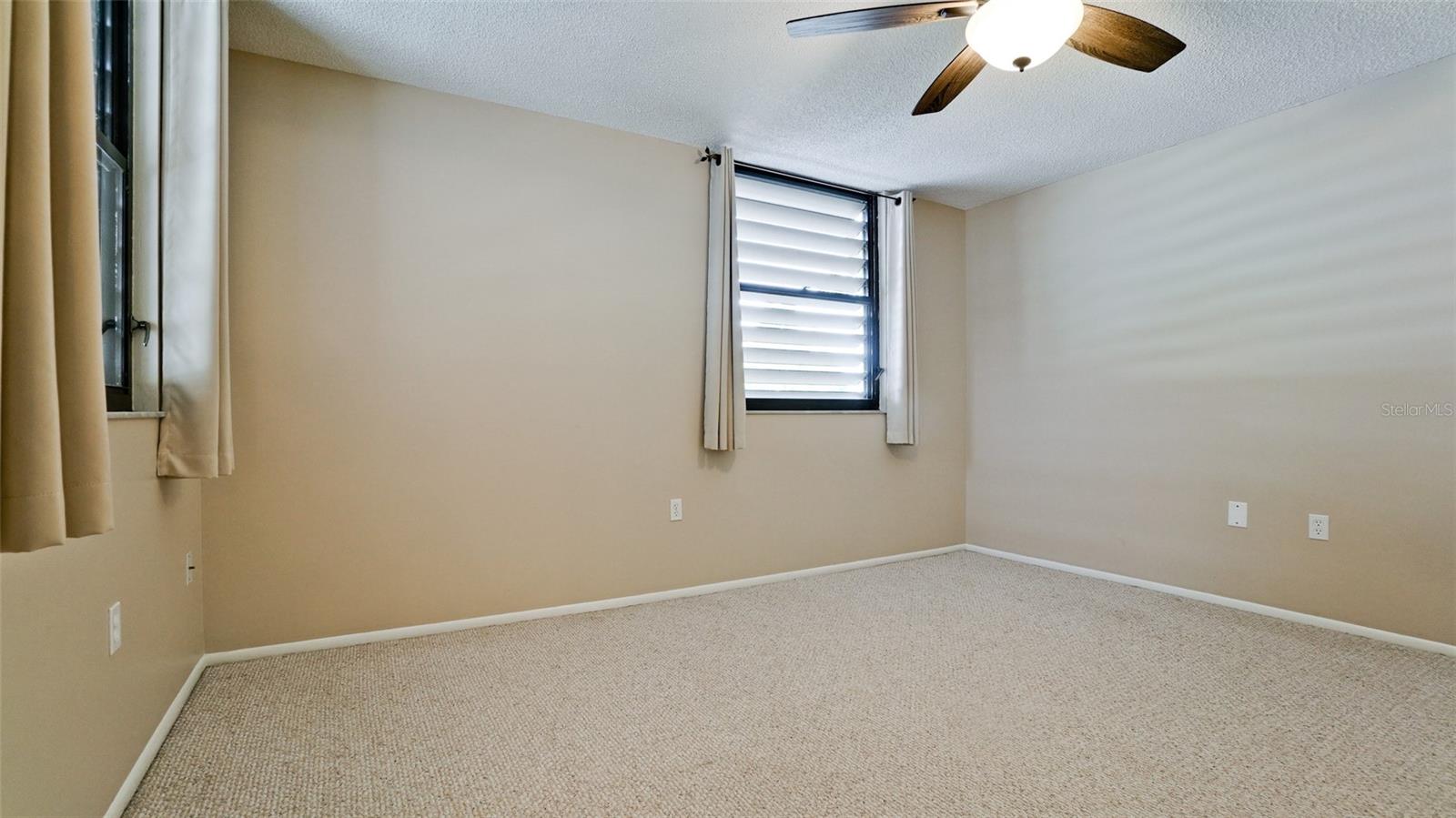 811 OAK DR #811, BRADENTON, FL, 34210