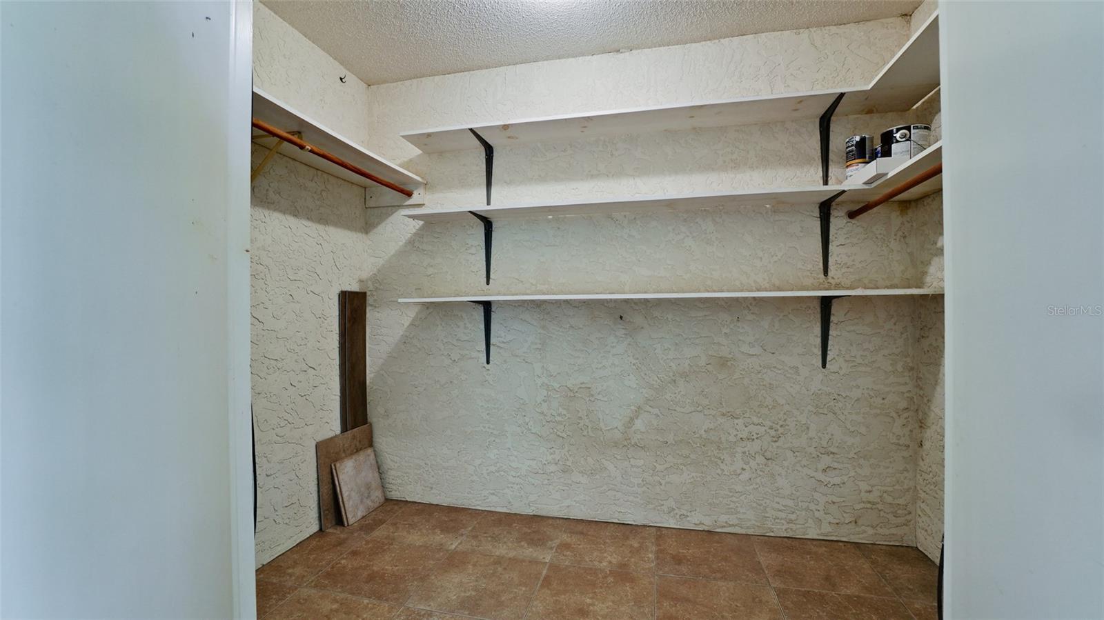 811 OAK DR #811, BRADENTON, FL, 34210