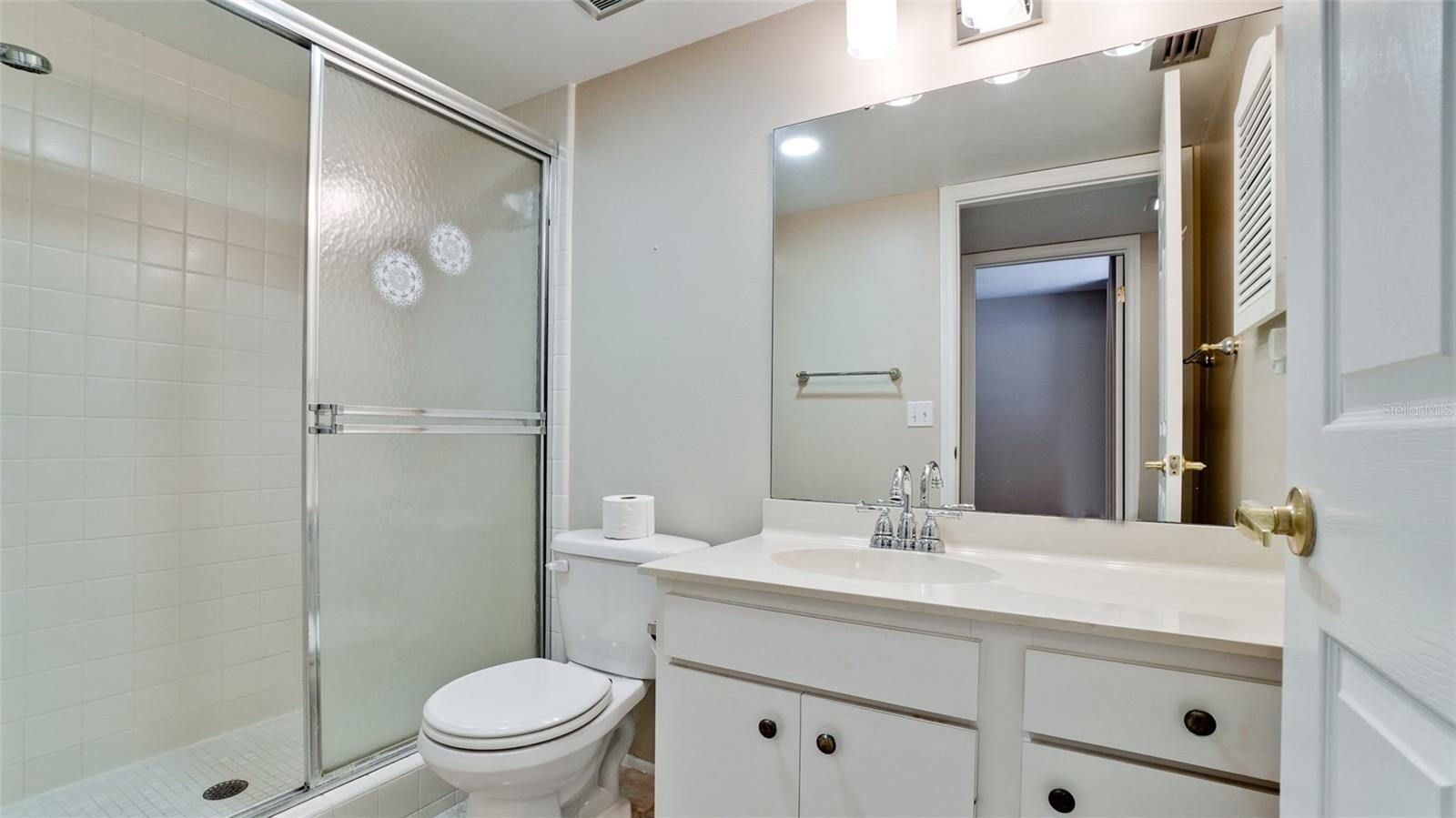 811 OAK DR #811, BRADENTON, FL, 34210