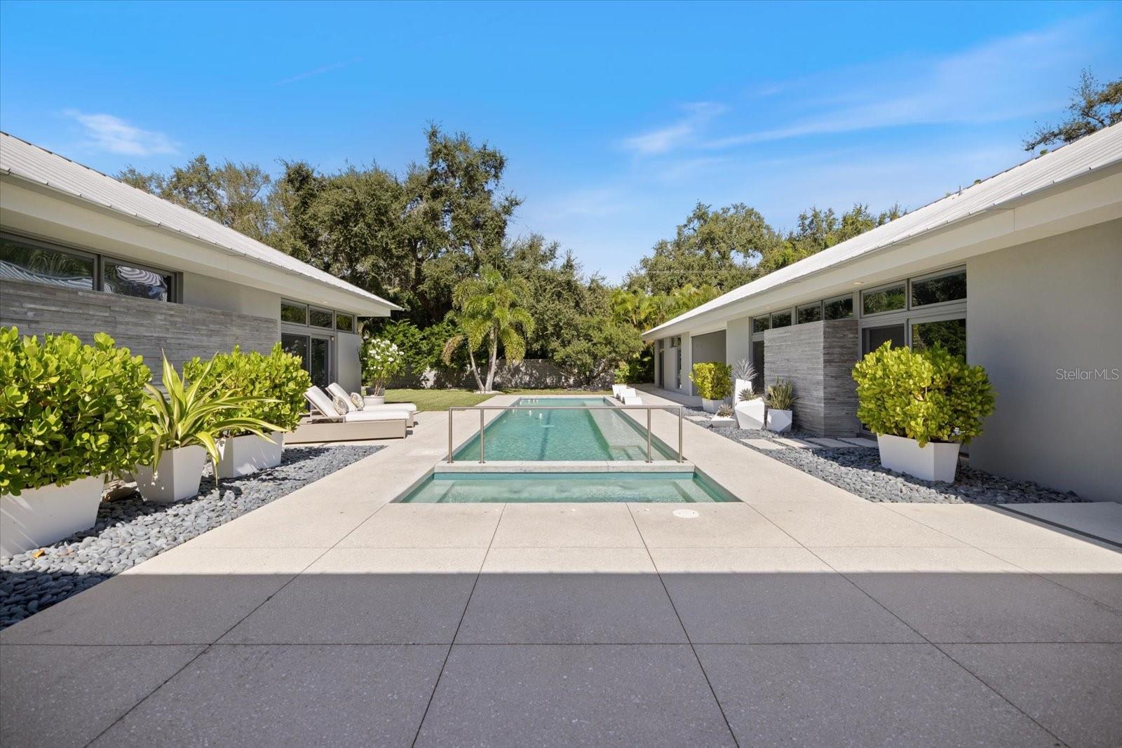 A4670822 Property Photo