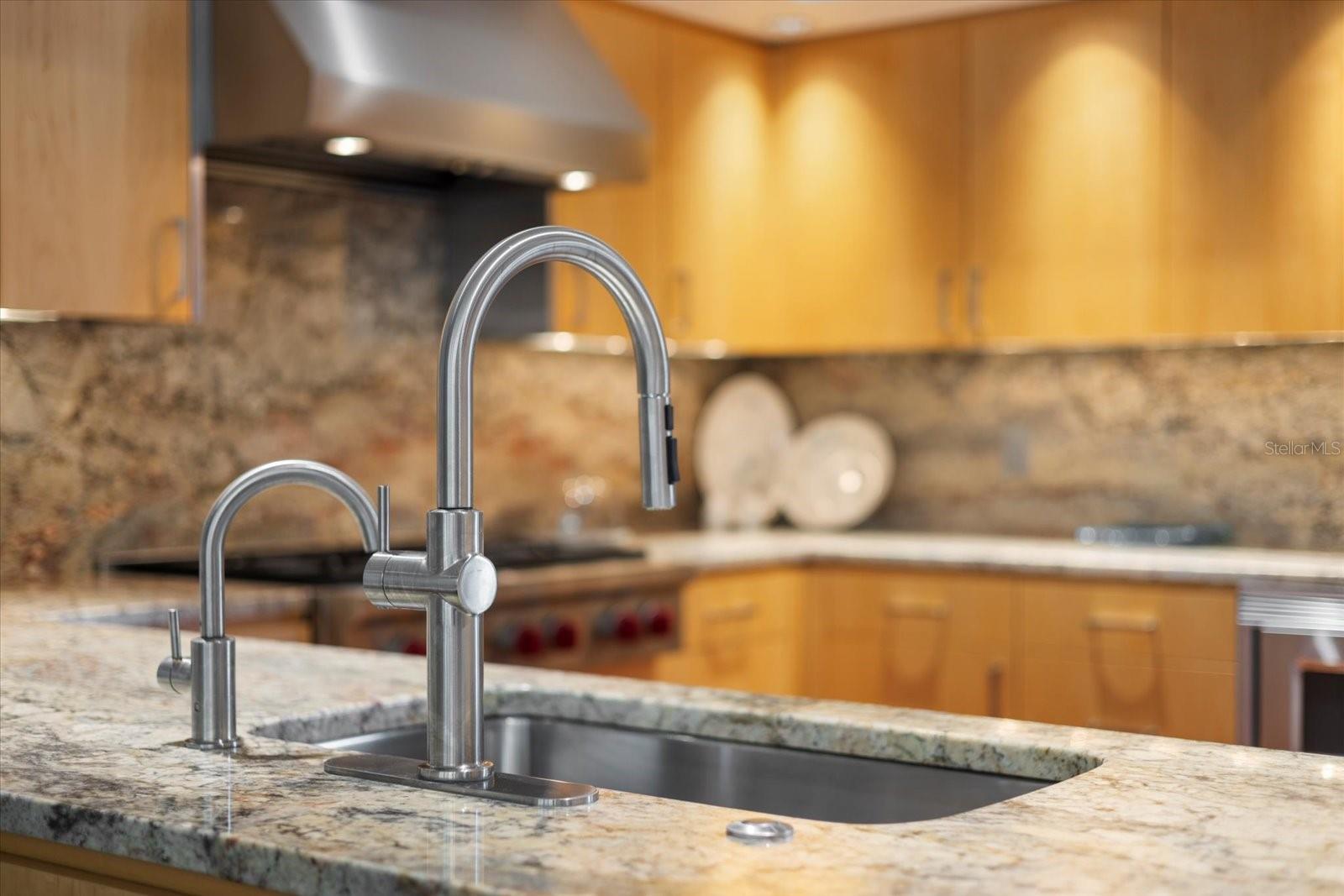 A4670822 Property Photo