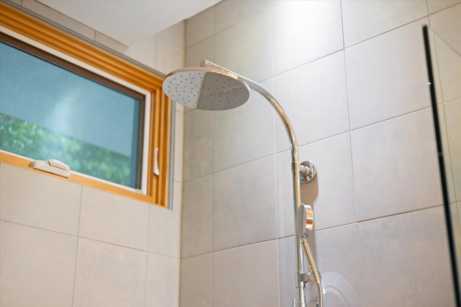 A4670822 Property Photo