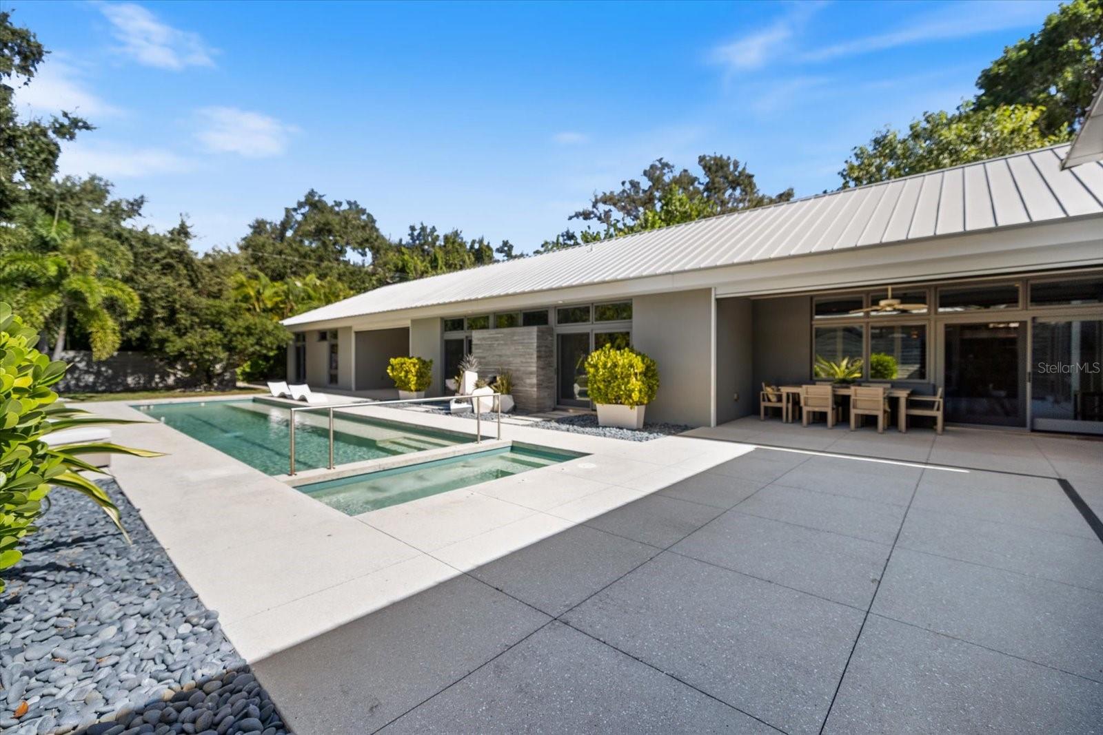 A4670822 Property Photo