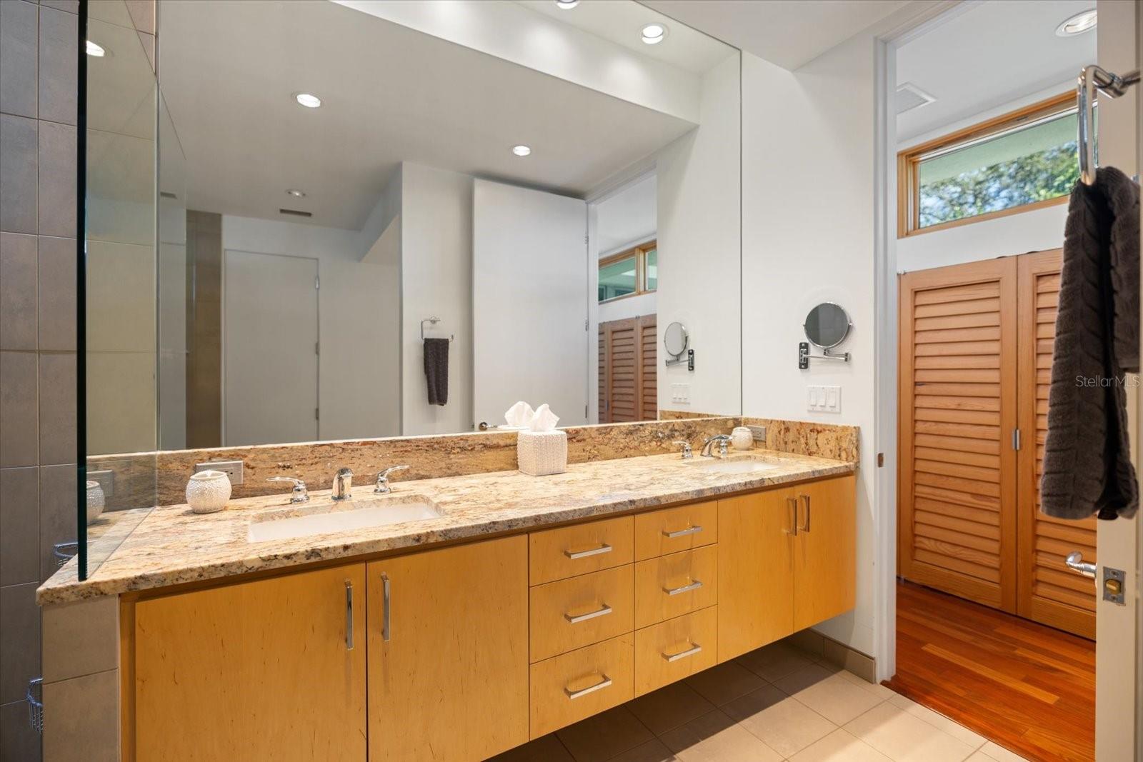 A4670822 Property Photo