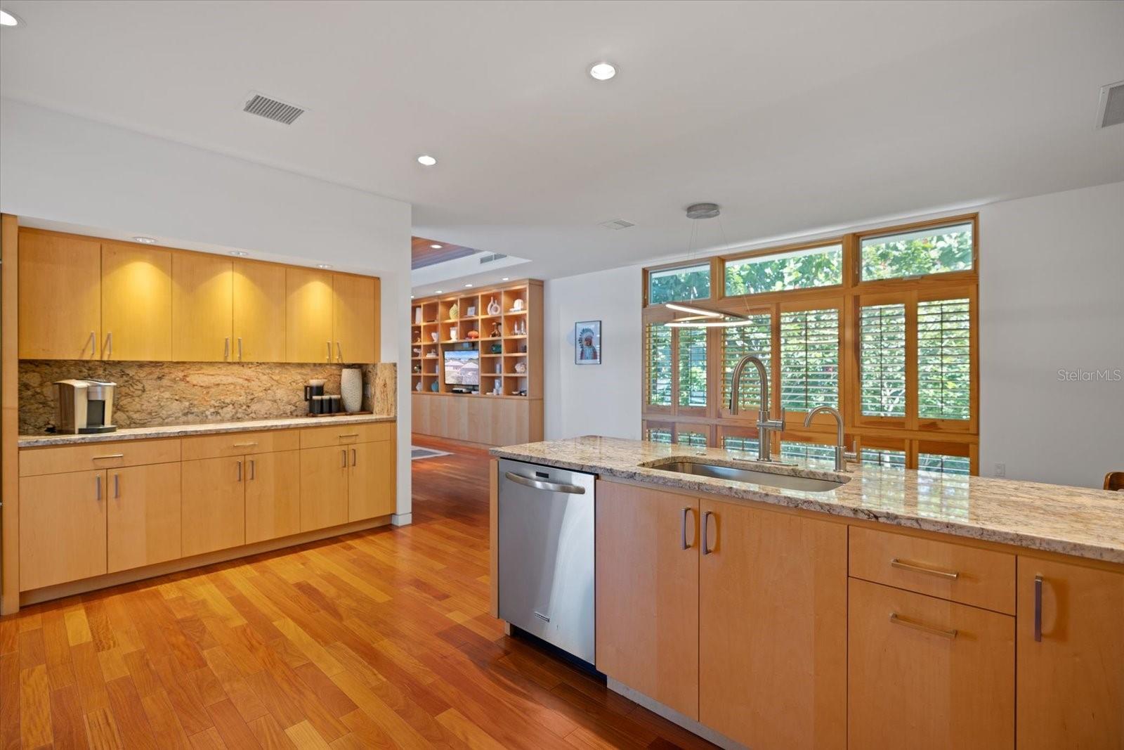 A4670822 Property Photo