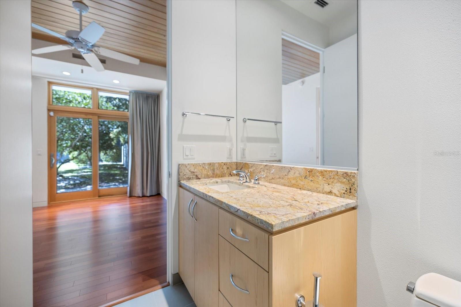 A4670822 Property Photo