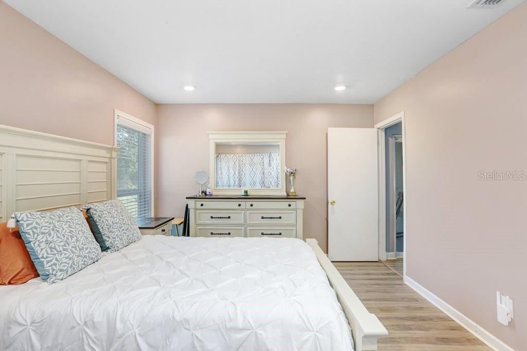 10305 DEL MAR CIR, TAMPA, FL, 33624