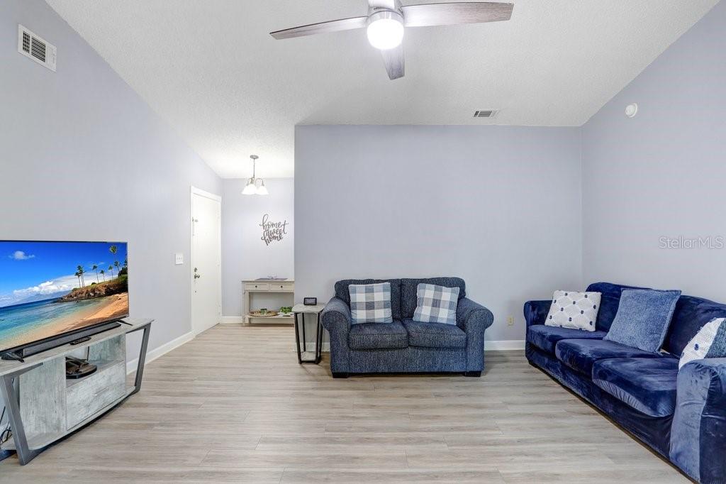 10305 DEL MAR CIR, TAMPA, FL, 33624