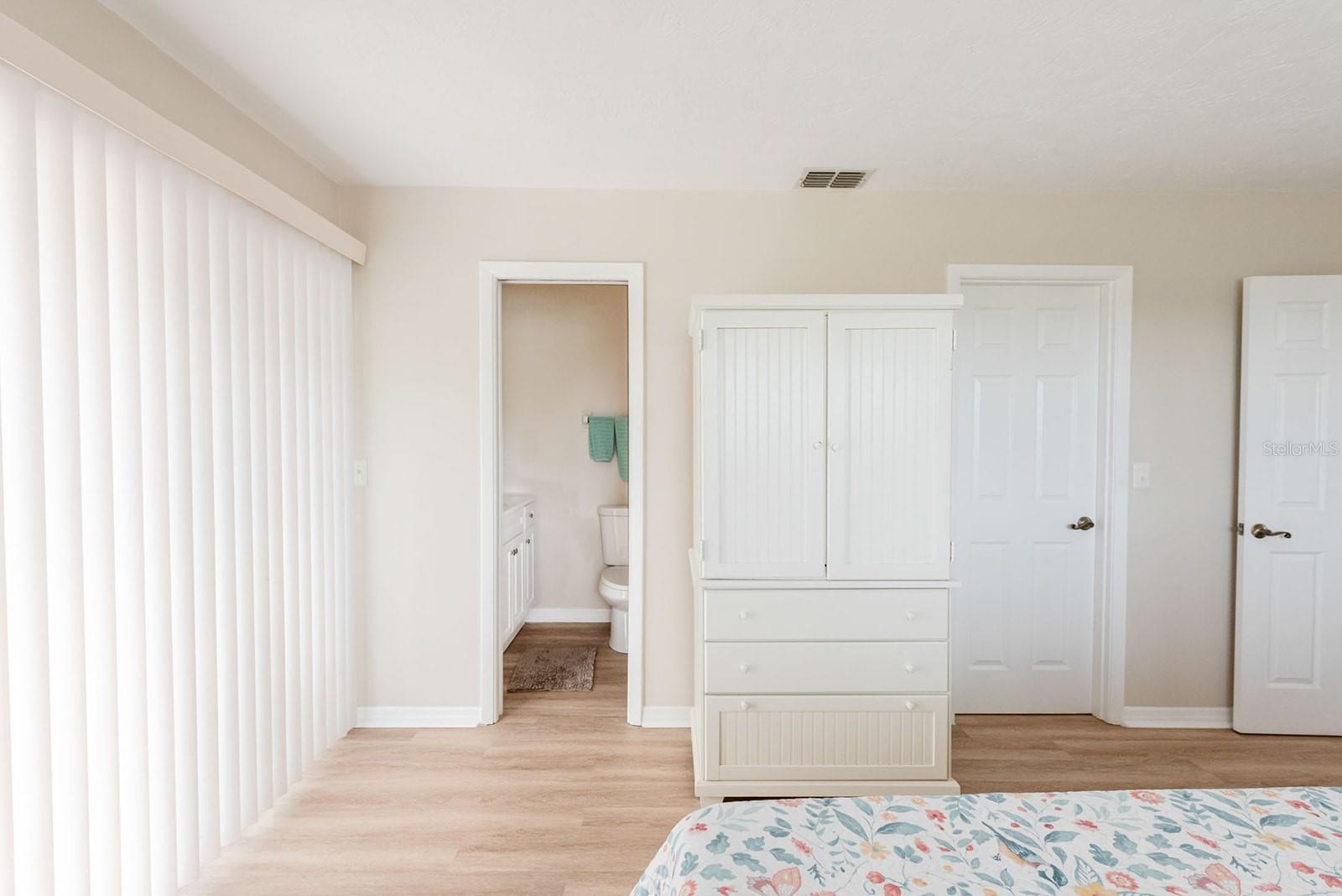 1531 PLACIDA RD #1-204, ENGLEWOOD, FL, 34223