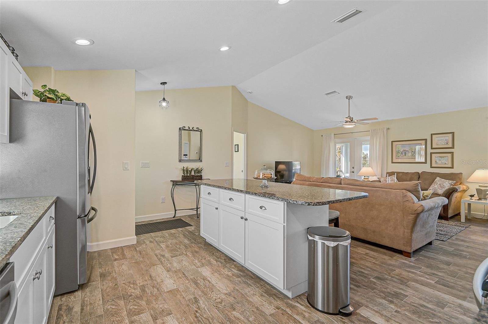 6297 DRUCKER CIR, PORT CHARLOTTE, FL, 33981