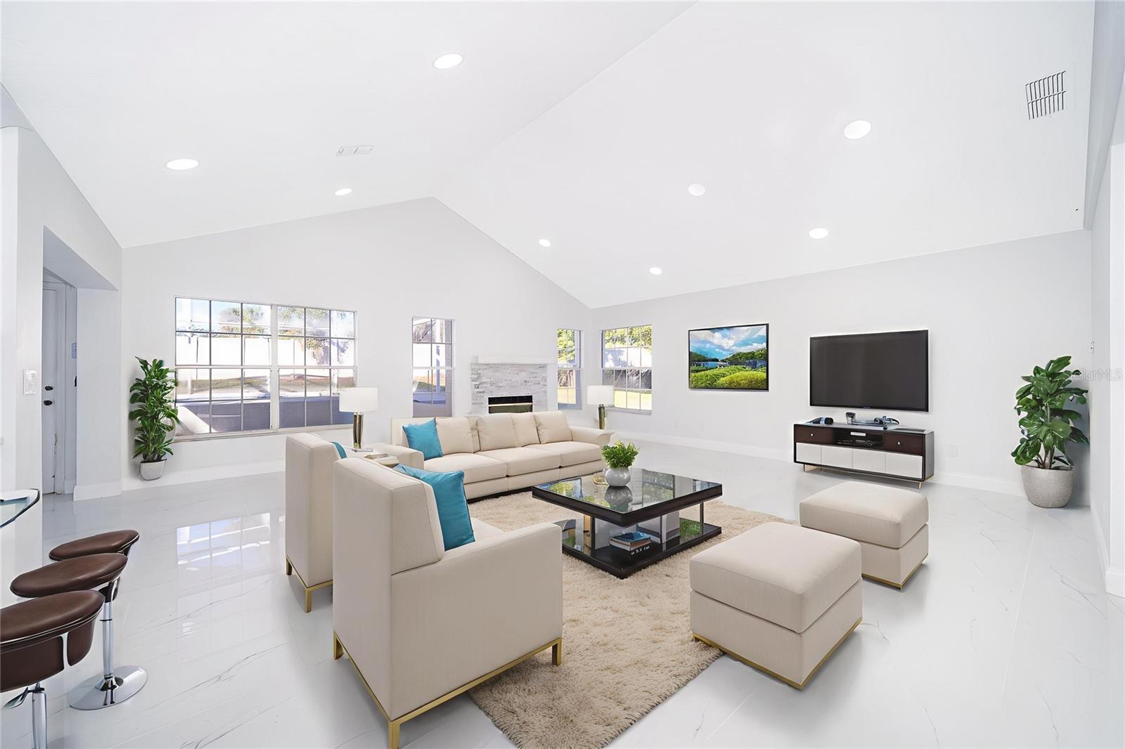 1250 GLENMORE DR, APOPKA, FL, 32712