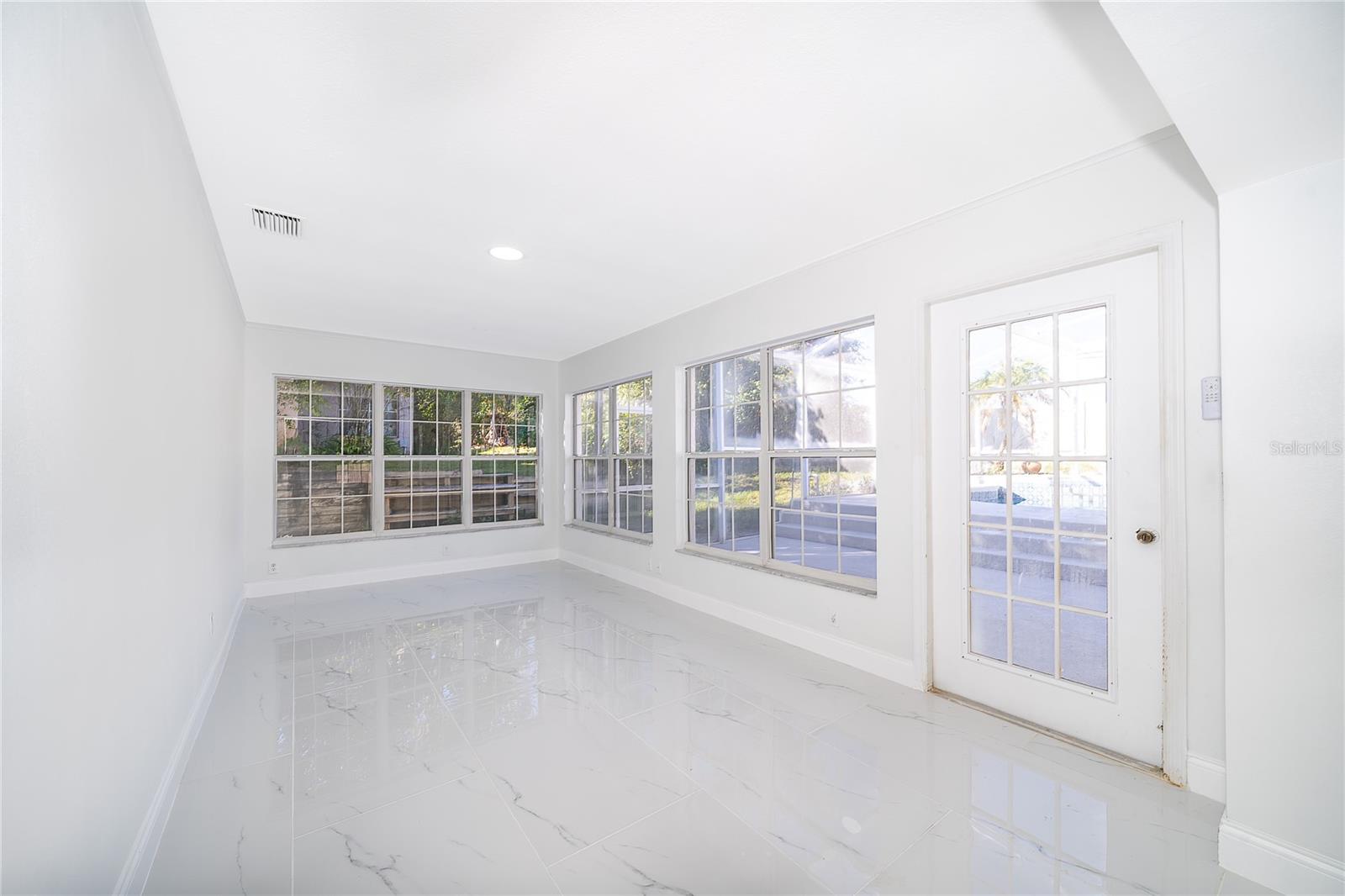 1250 GLENMORE DR, APOPKA, FL, 32712