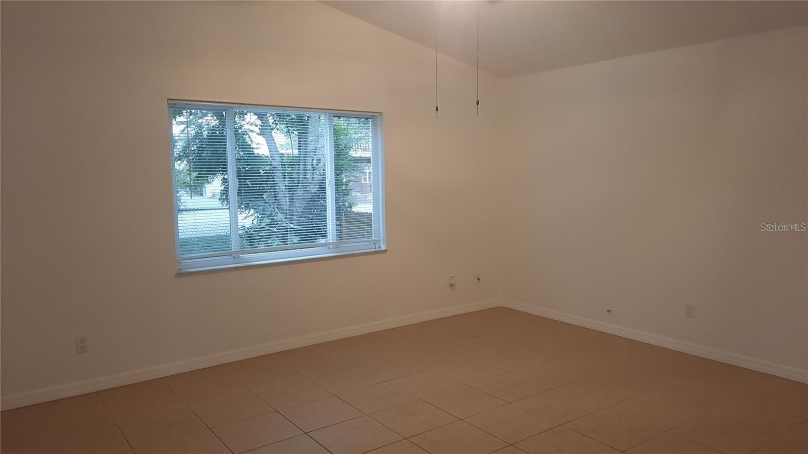 640 VIRGINIA AVE, HOLLY HILL, FL, 32117