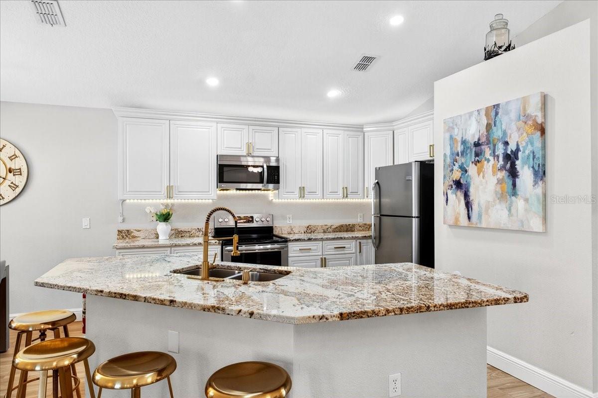 654 KILDRUMMY DR, DAVENPORT, FL, 33896