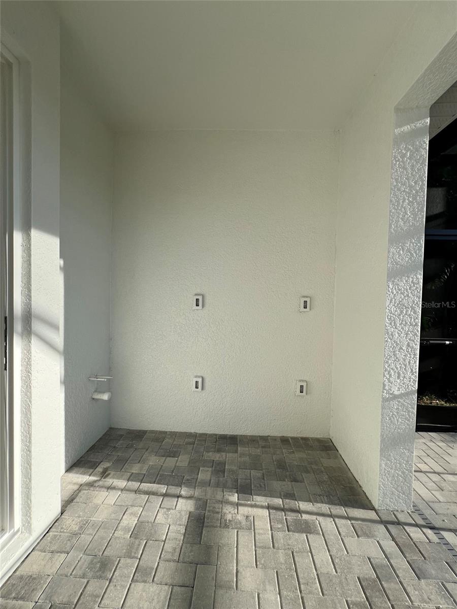 750 ROTONDA CIR, ROTONDA WEST, FL, 33947